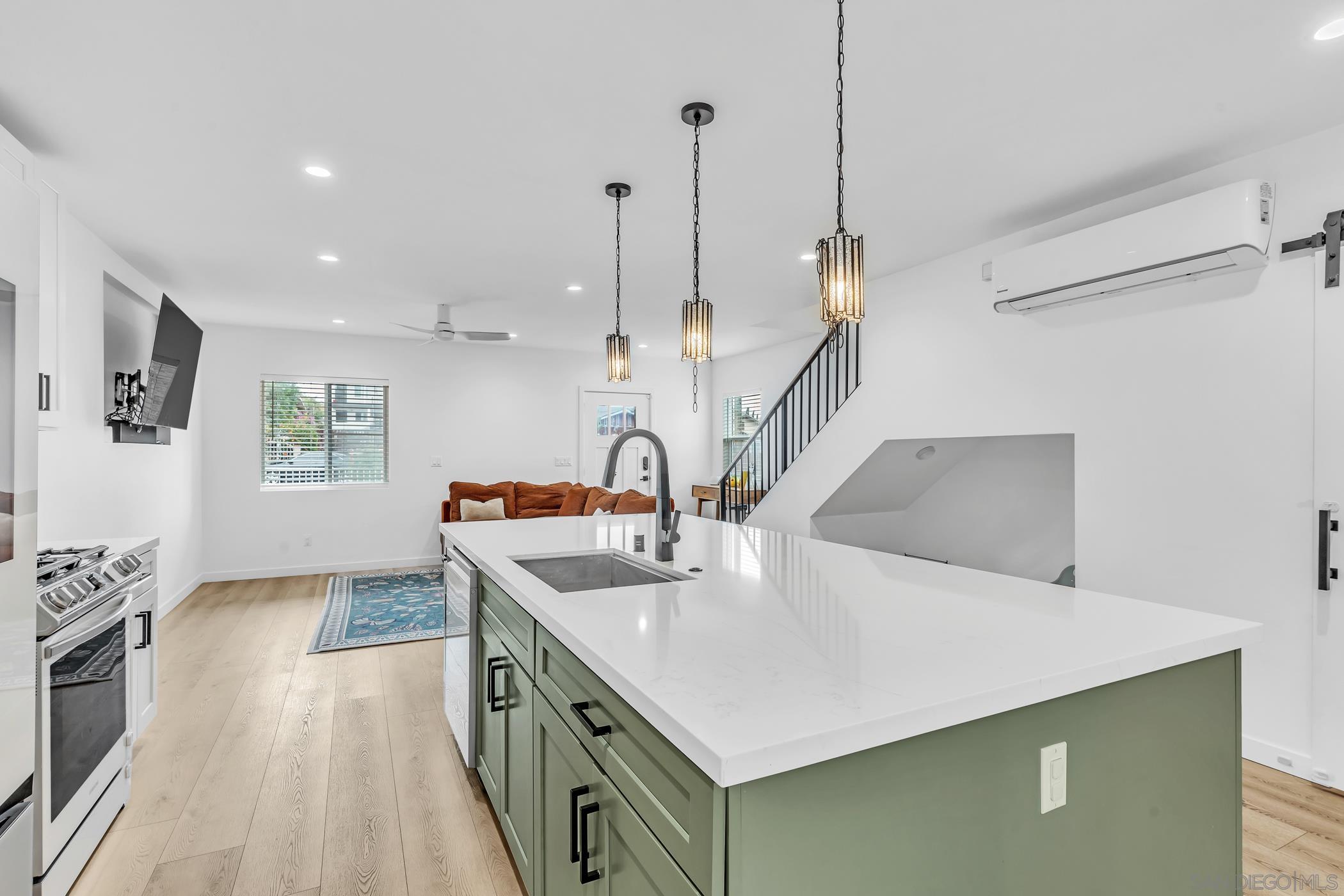 Detail Gallery Image 15 of 48 For , San Diego,  CA 92113 - – Beds | – Baths