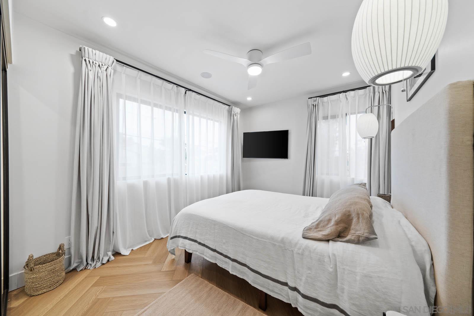 Detail Gallery Image 68 of 75 For 7372-76  Fay Ave, La Jolla,  CA 92037 - – Beds | – Baths