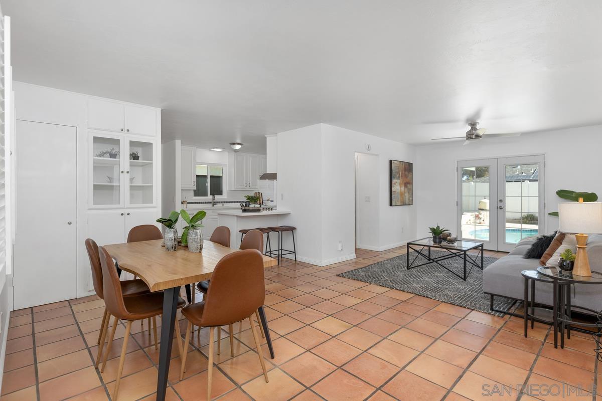 Detail Gallery Image 5 of 31 For 2567  Pheasant Drive, San Diego,  CA 92123 - 4 Beds | 2 Baths