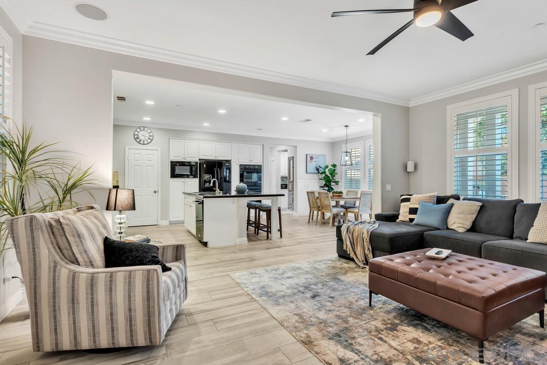 Detail Gallery Image 15 of 44 For 17252  Eagle Canyon Place, San Diego,  CA 92127 - 5 Beds | 5/1 Baths