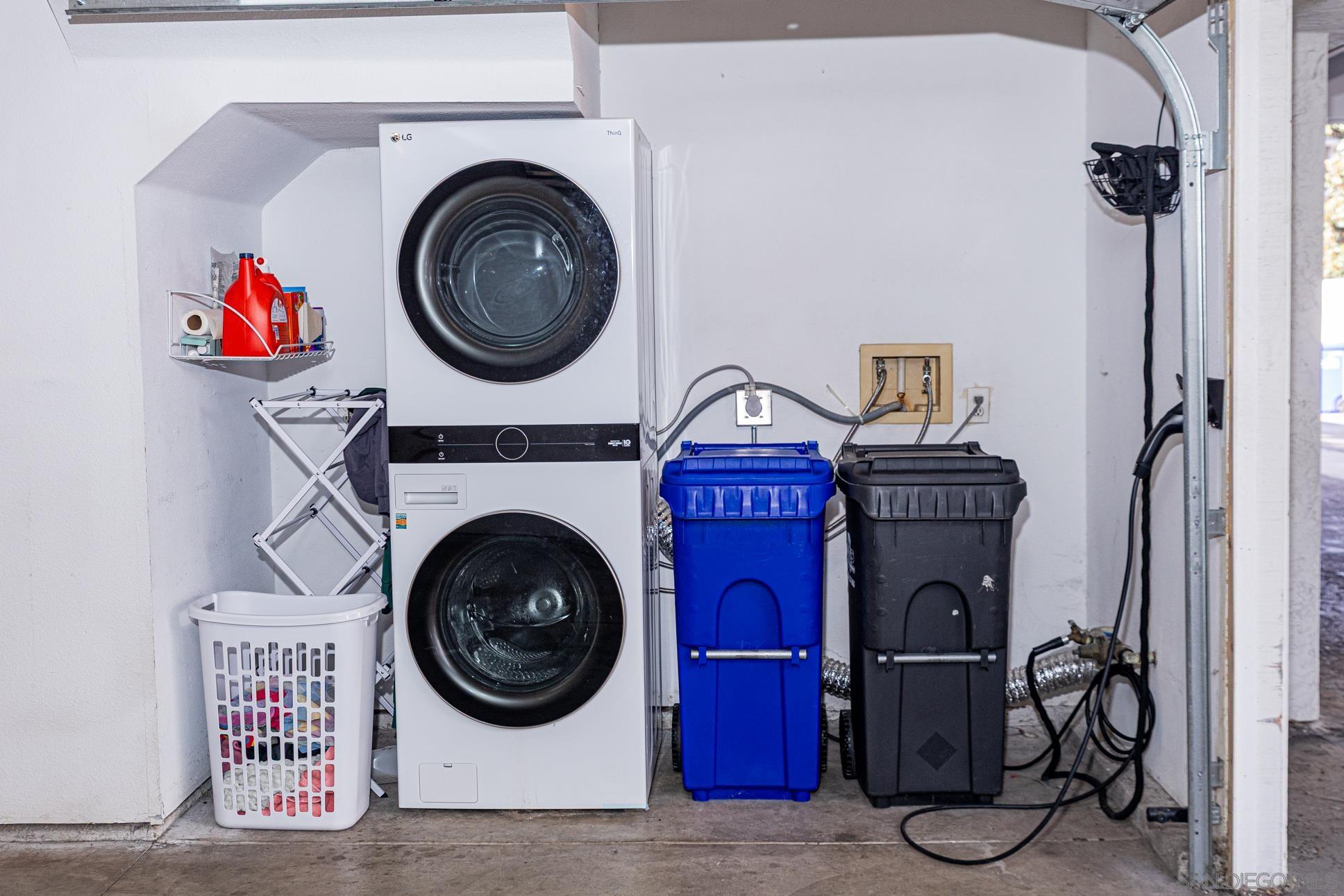 Detail Gallery Image 34 of 40 For 10060  Scripps Vista Way  #33,  San Diego,  CA 92131 - 2 Beds | 2/1 Baths