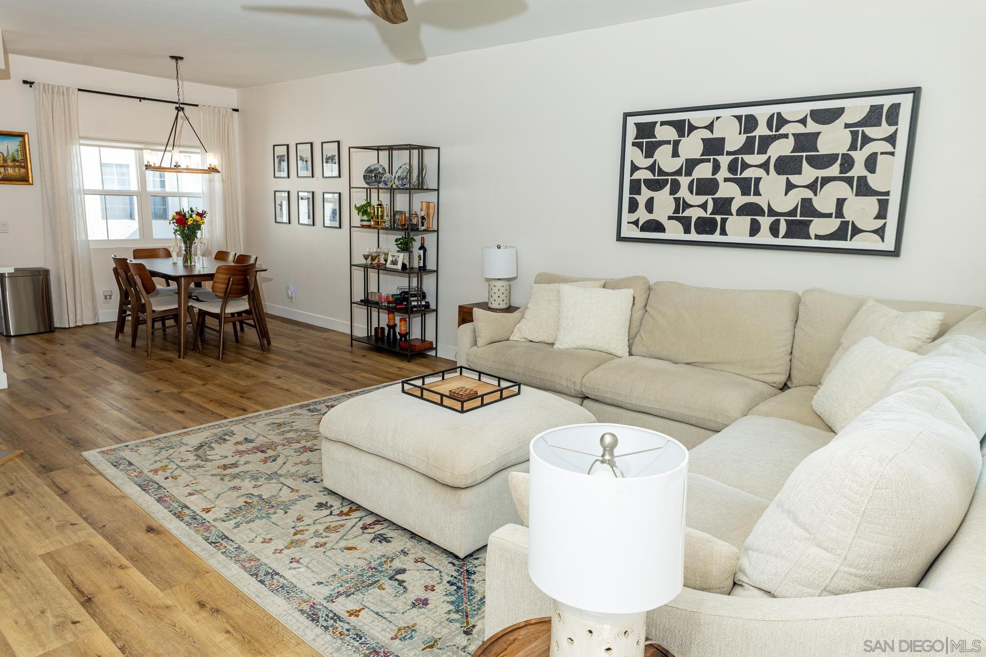 Detail Gallery Image 5 of 40 For 10060  Scripps Vista Way  #33,  San Diego,  CA 92131 - 2 Beds | 2/1 Baths