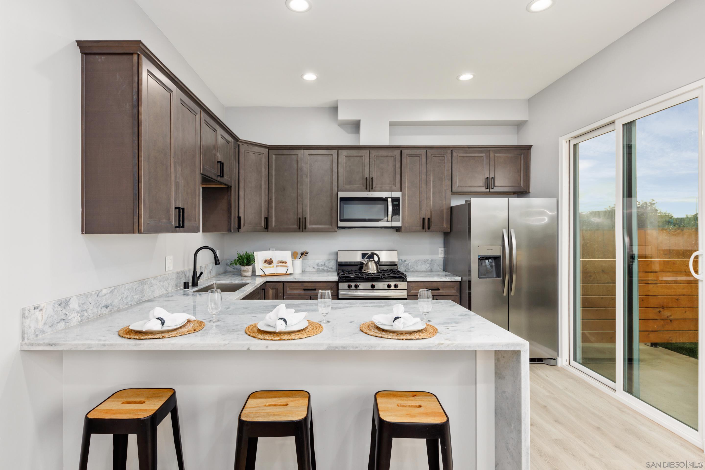 Detail Gallery Image 17 of 37 For 7128 E Hyatt St, San Diego,  CA 92111 - – Beds | – Baths