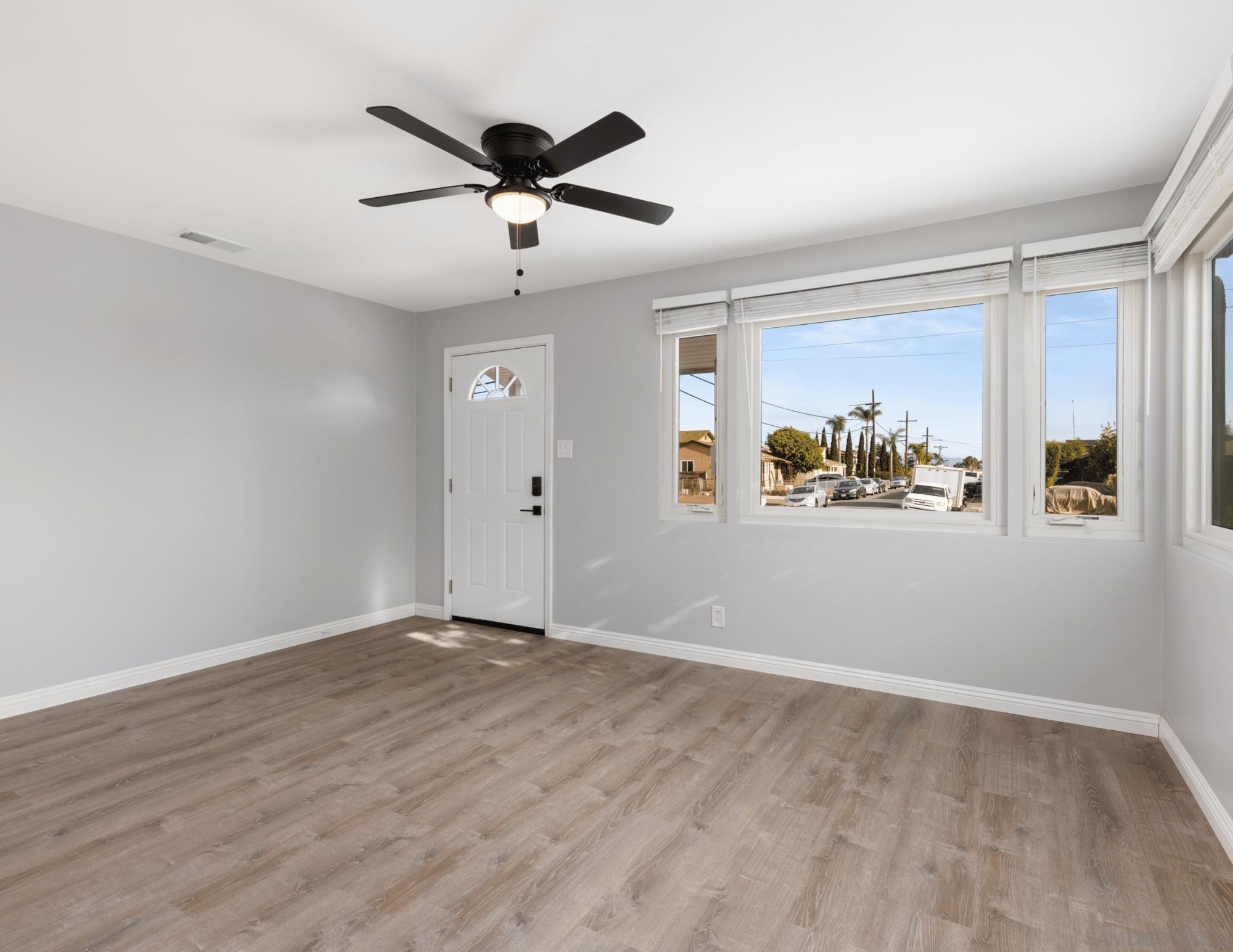 Detail Gallery Image 28 of 37 For 7128 E Hyatt St, San Diego,  CA 92111 - – Beds | – Baths