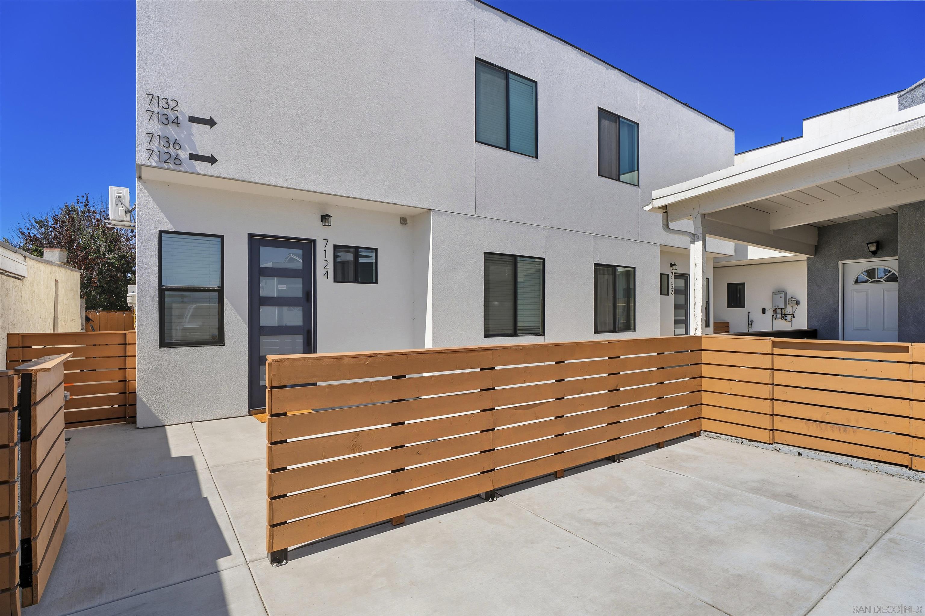 Detail Gallery Image 8 of 37 For 7128 E Hyatt St, San Diego,  CA 92111 - – Beds | – Baths