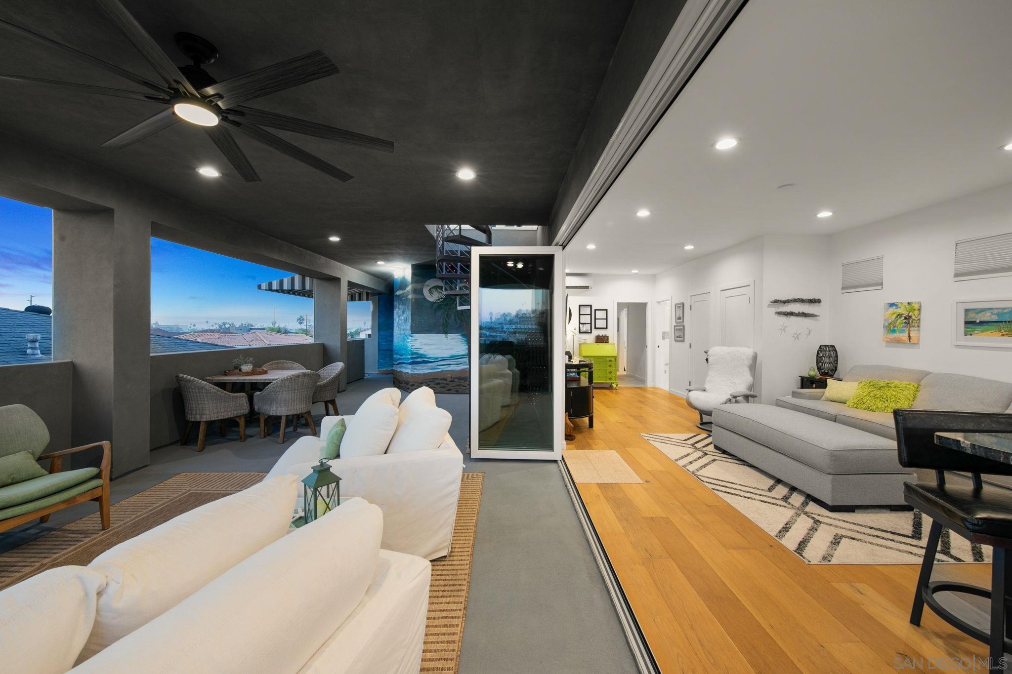 Detail Gallery Image 42 of 58 For 1525  Willow St, San Diego,  CA 92106 - 4 Beds | 4 Baths