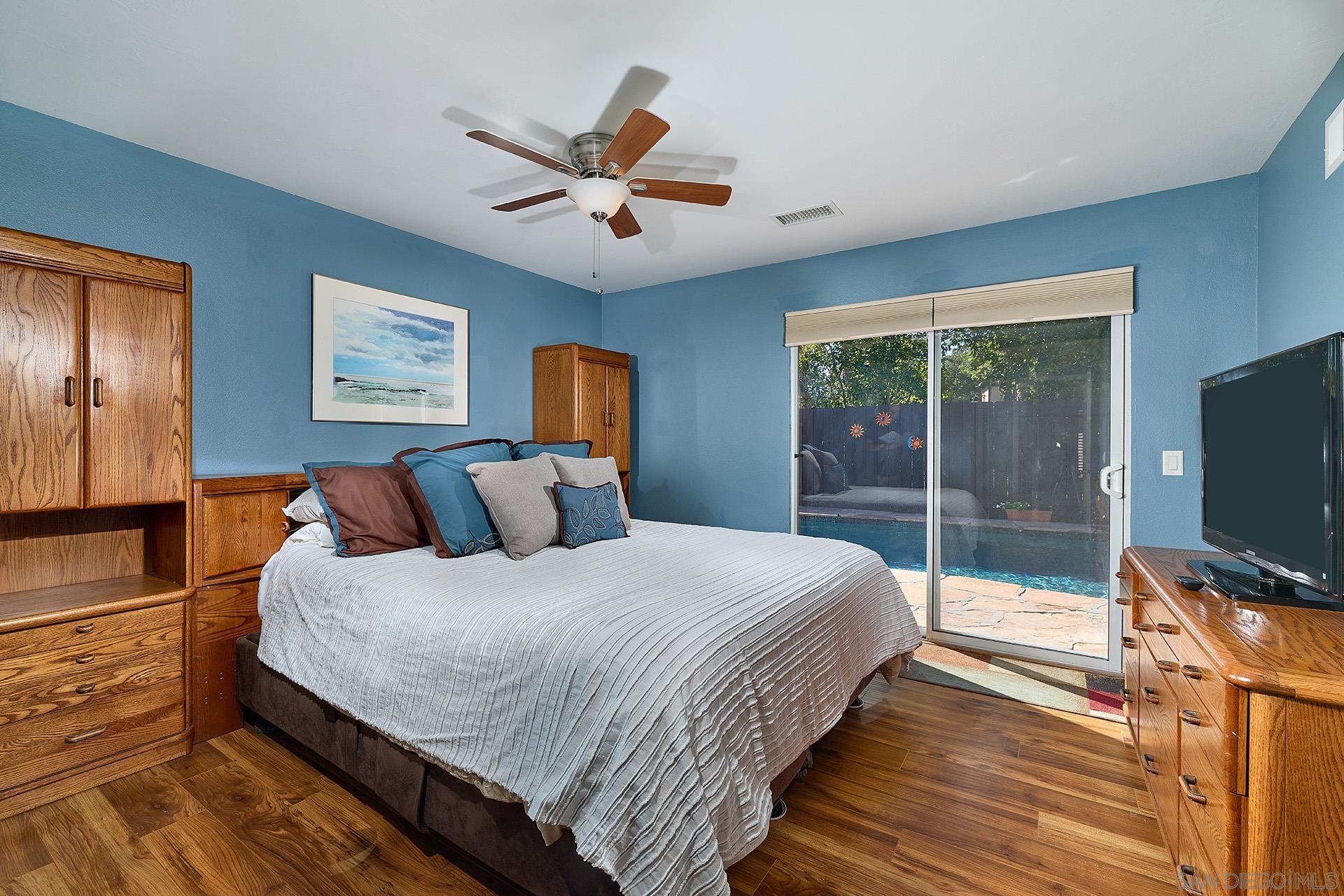 Detail Gallery Image 14 of 26 For 9970  Mesa Madera Dr, San Diego,  CA 92131 - 3 Beds | 2 Baths