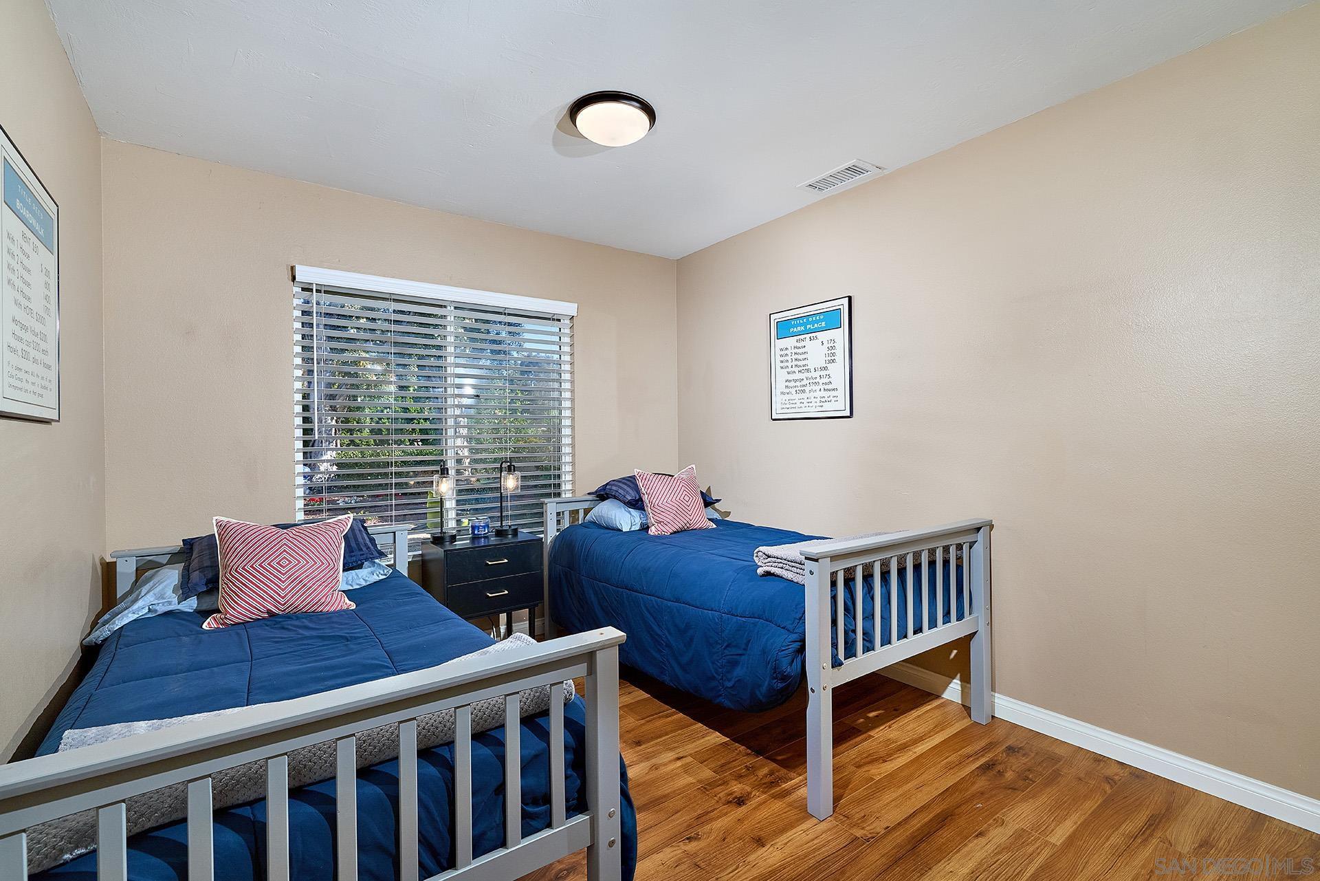 Detail Gallery Image 16 of 26 For 9970  Mesa Madera Dr, San Diego,  CA 92131 - 3 Beds | 2 Baths