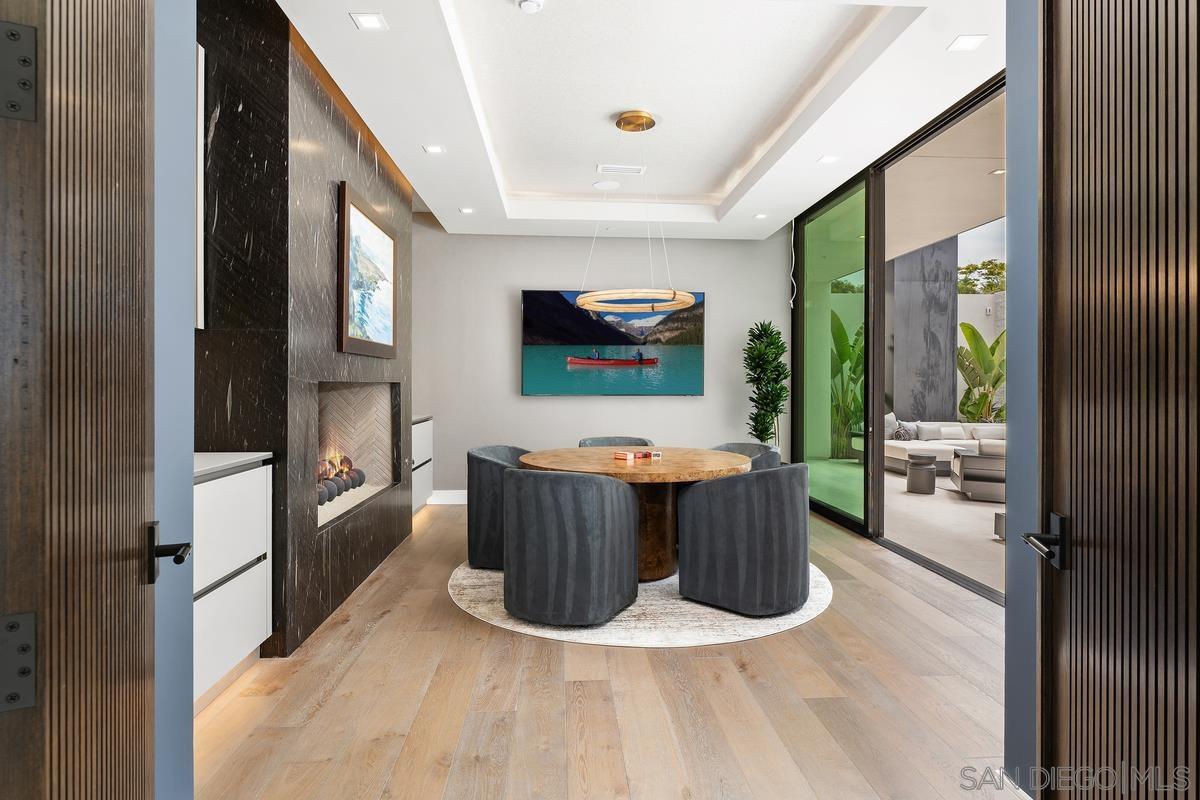 Detail Gallery Image 17 of 29 For 17474  via De Fortuna, Rancho Santa Fe,  CA 92067 - 6 Beds | 9/1 Baths