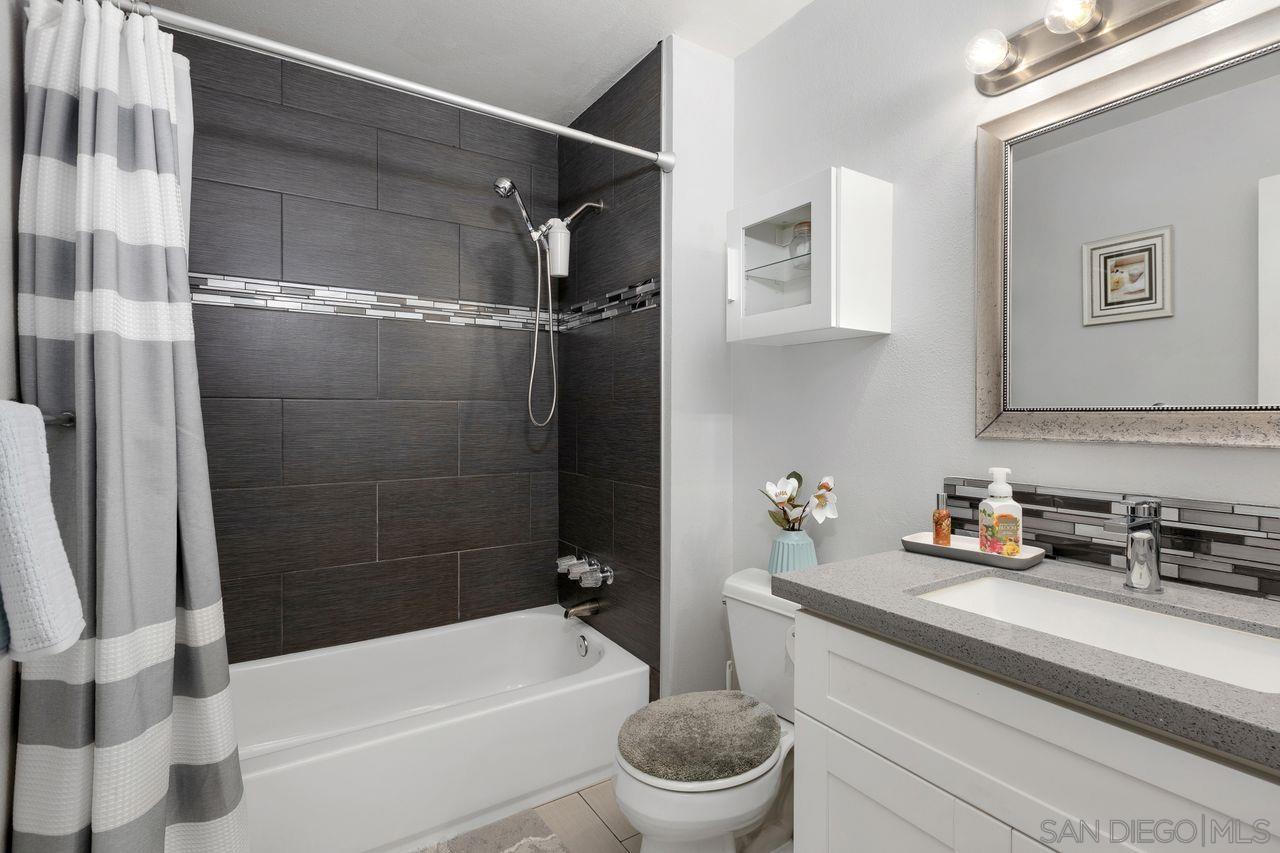 Detail Gallery Image 24 of 41 For 5597  Caminito Jose, San Diego,  CA 92111 - 4 Beds | 2/1 Baths