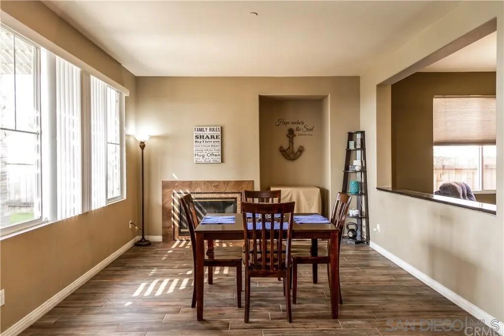 Detail Gallery Image 12 of 34 For Poets Sq, Fallbrook,  CA 92028 - 4 Beds | 3 Baths