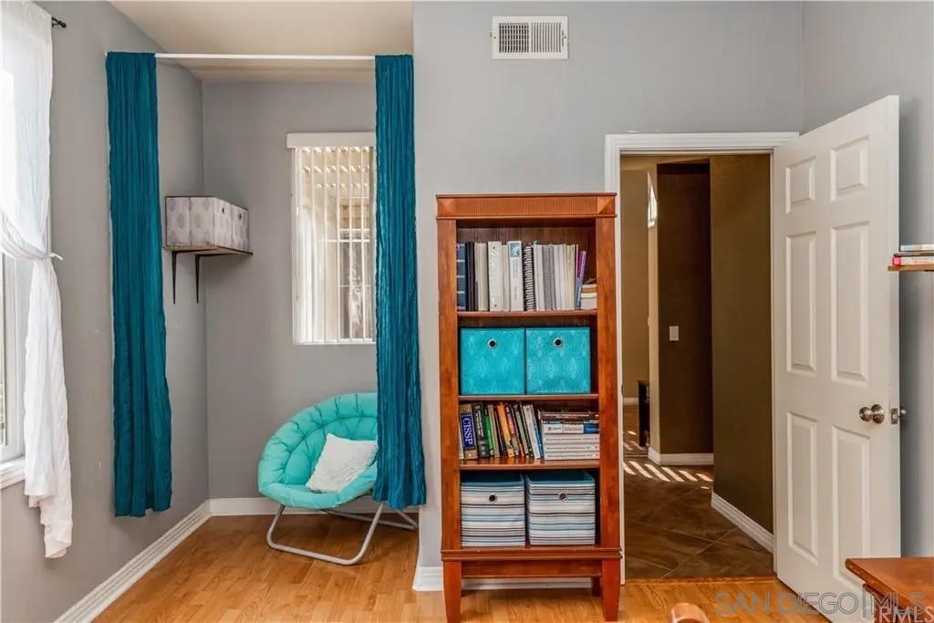 Detail Gallery Image 13 of 34 For Poets Sq, Fallbrook,  CA 92028 - 4 Beds | 3 Baths