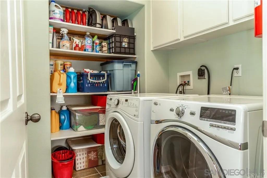 Detail Gallery Image 16 of 34 For 531  Poets Sq, Fallbrook,  CA 92028 - 4 Beds | 3 Baths