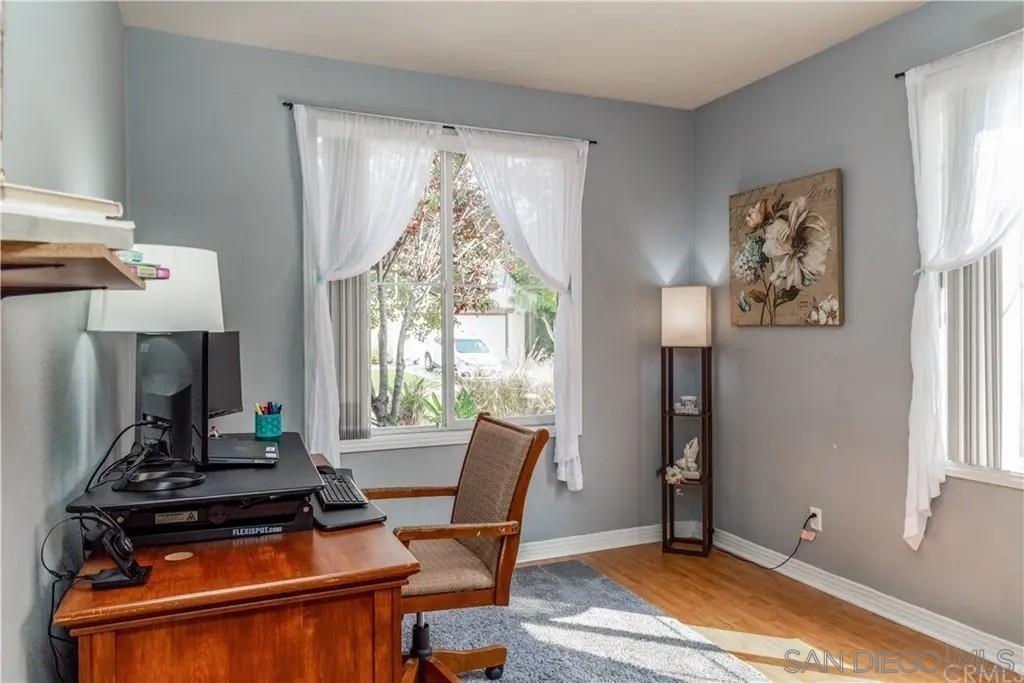 Detail Gallery Image 19 of 34 For 531  Poets Sq, Fallbrook,  CA 92028 - 4 Beds | 3 Baths