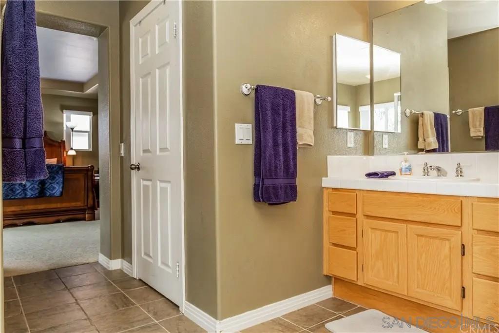 Detail Gallery Image 23 of 34 For Poets Sq, Fallbrook,  CA 92028 - 4 Beds | 3 Baths