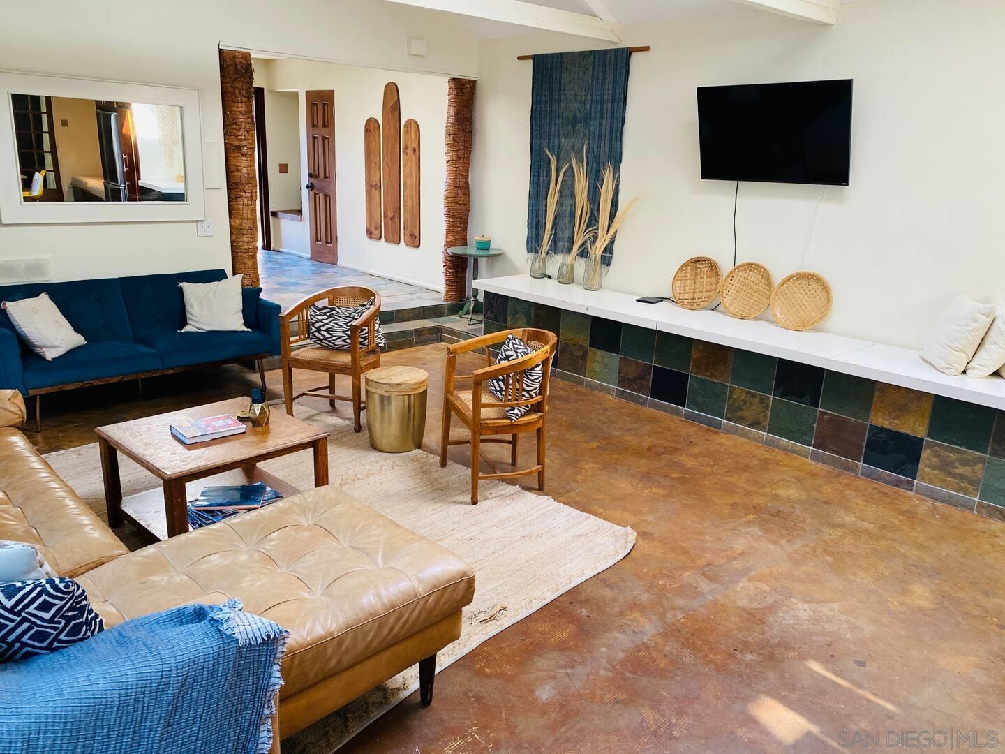 Detail Gallery Image 13 of 22 For 513  3rd St, Encinitas,  CA 92024 - 3 Beds | 3 Baths