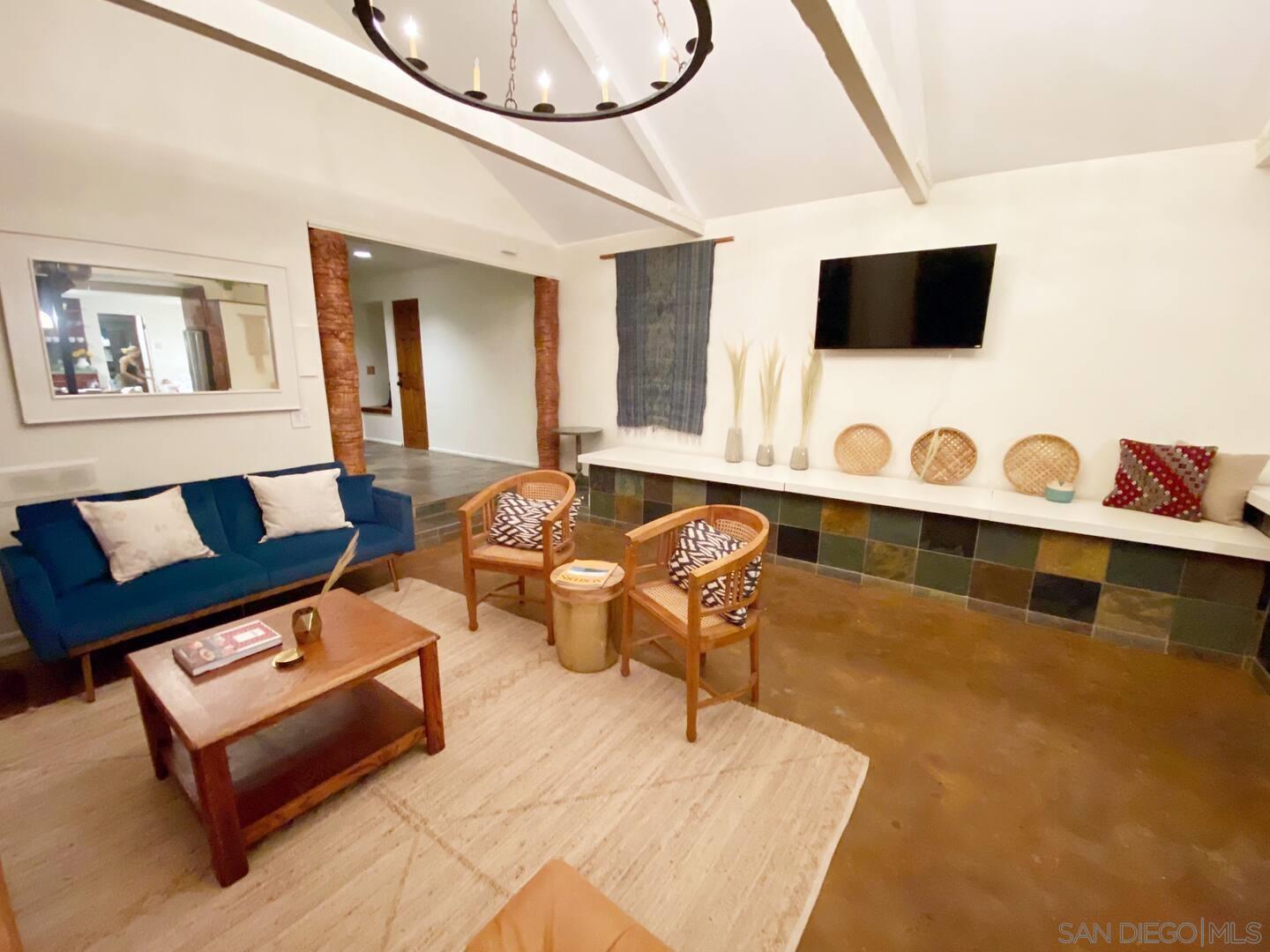 Detail Gallery Image 6 of 22 For 513  3rd St, Encinitas,  CA 92024 - 3 Beds | 3 Baths