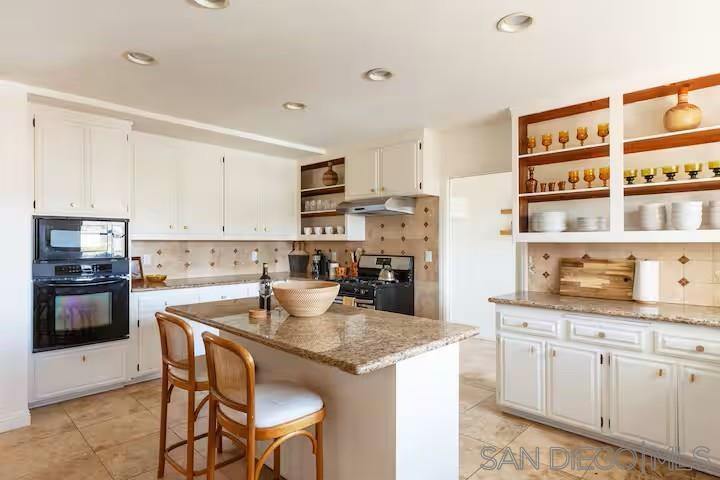 Detail Gallery Image 15 of 41 For 837  4th Street, Encinitas,  CA 92024 - 3 Beds | 4 Baths