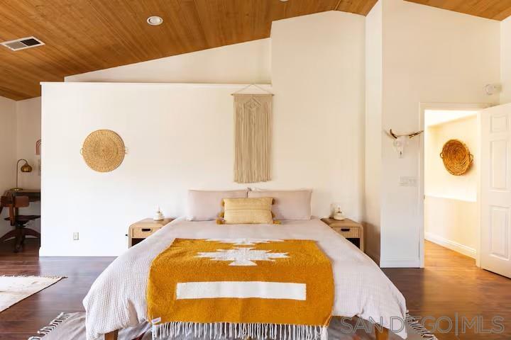 Detail Gallery Image 3 of 41 For 837  4th Street, Encinitas,  CA 92024 - 3 Beds | 4 Baths