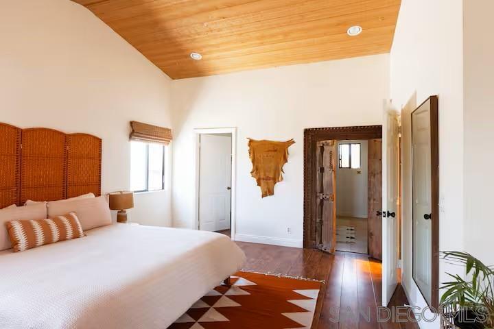 Detail Gallery Image 25 of 41 For 837  4th Street, Encinitas,  CA 92024 - 3 Beds | 4 Baths