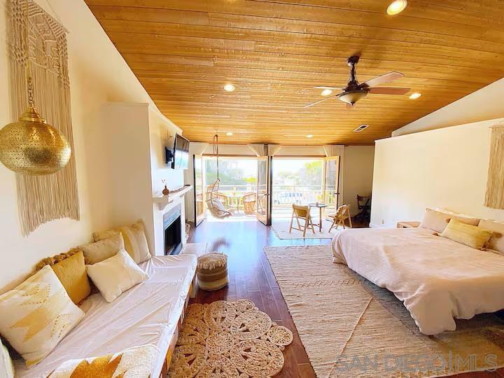 Detail Gallery Image 6 of 41 For 837  4th Street, Encinitas,  CA 92024 - 3 Beds | 4 Baths