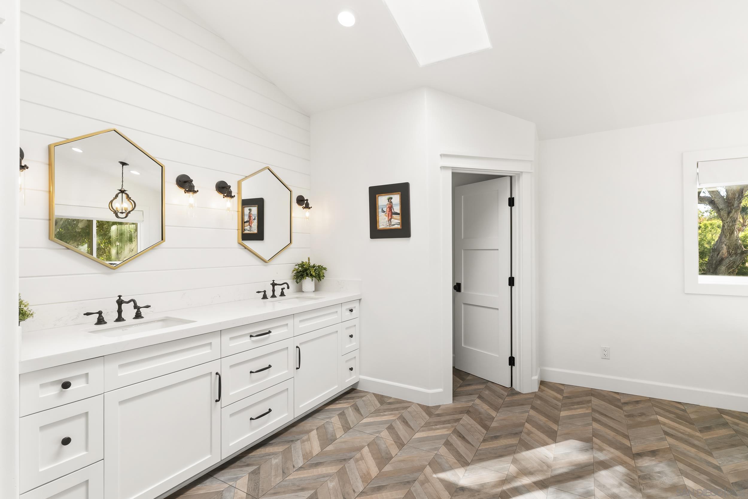 Detail Gallery Image 13 of 53 For 14224  Harrow Place, Poway,  CA 92064 - 6 Beds | 5/1 Baths