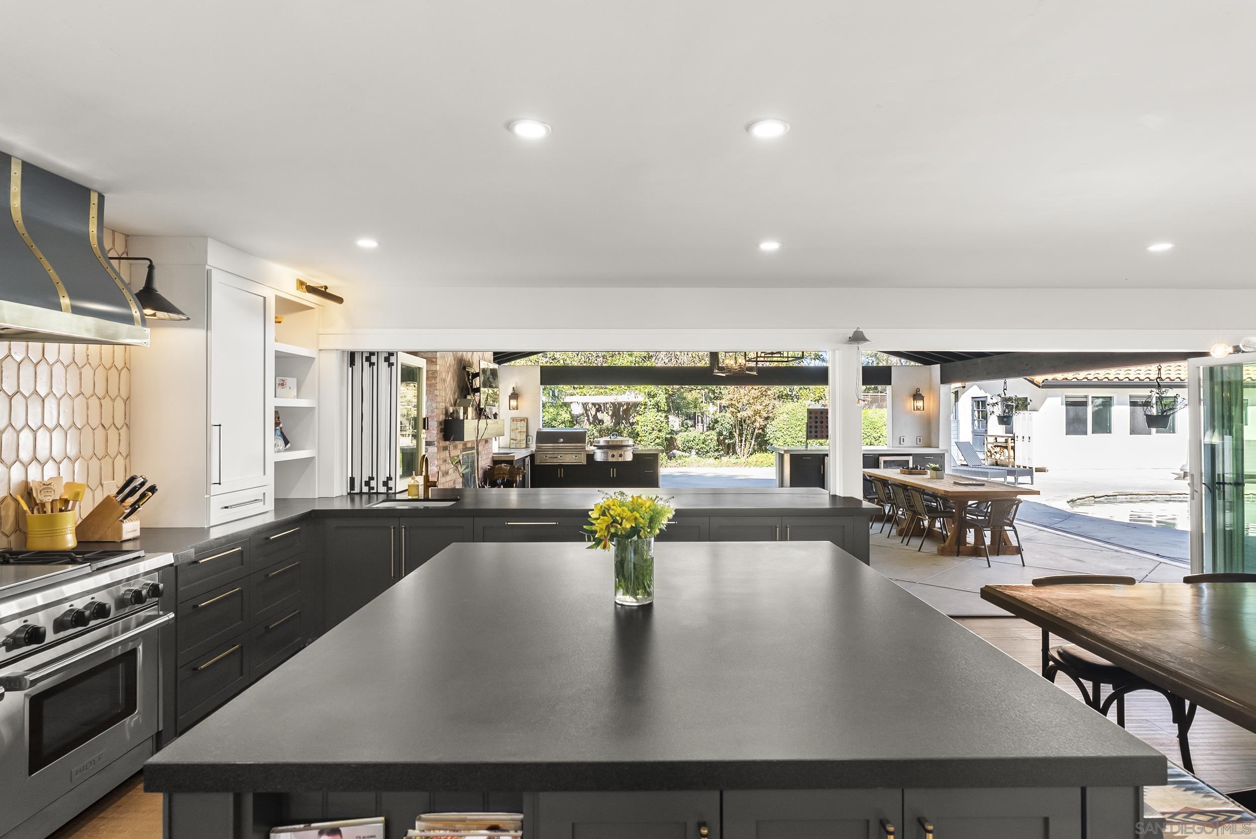 Detail Gallery Image 27 of 53 For 14224  Harrow Place, Poway,  CA 92064 - 6 Beds | 5/1 Baths