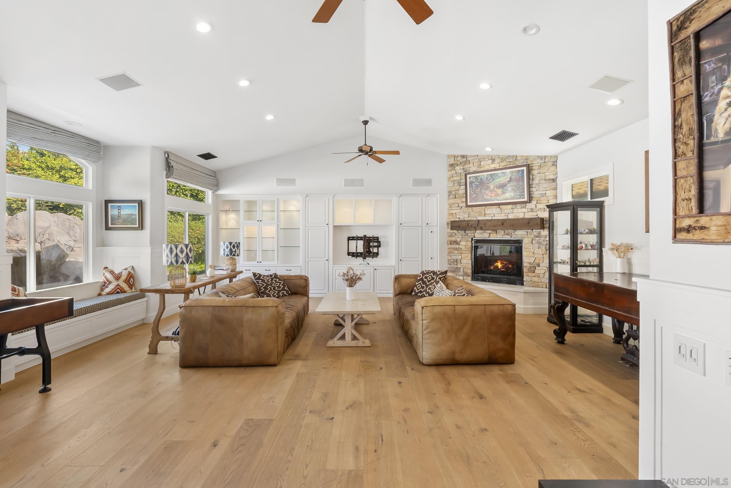 Detail Gallery Image 31 of 53 For 14224  Harrow Place, Poway,  CA 92064 - 6 Beds | 5/1 Baths