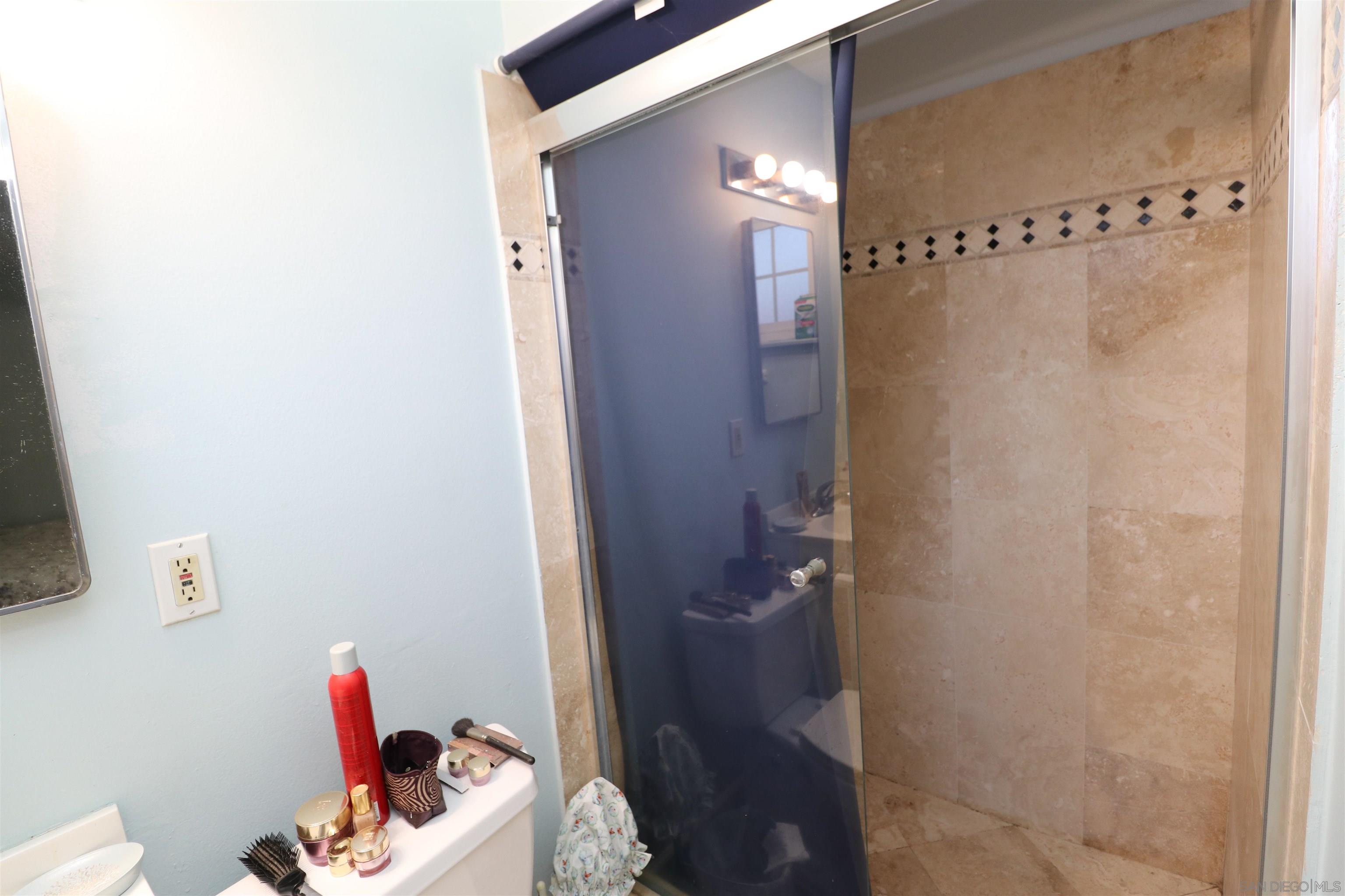 Detail Gallery Image 24 of 49 For 2321  Cardinal Dr, San Diego,  CA 92123 - 3 Beds | 2 Baths