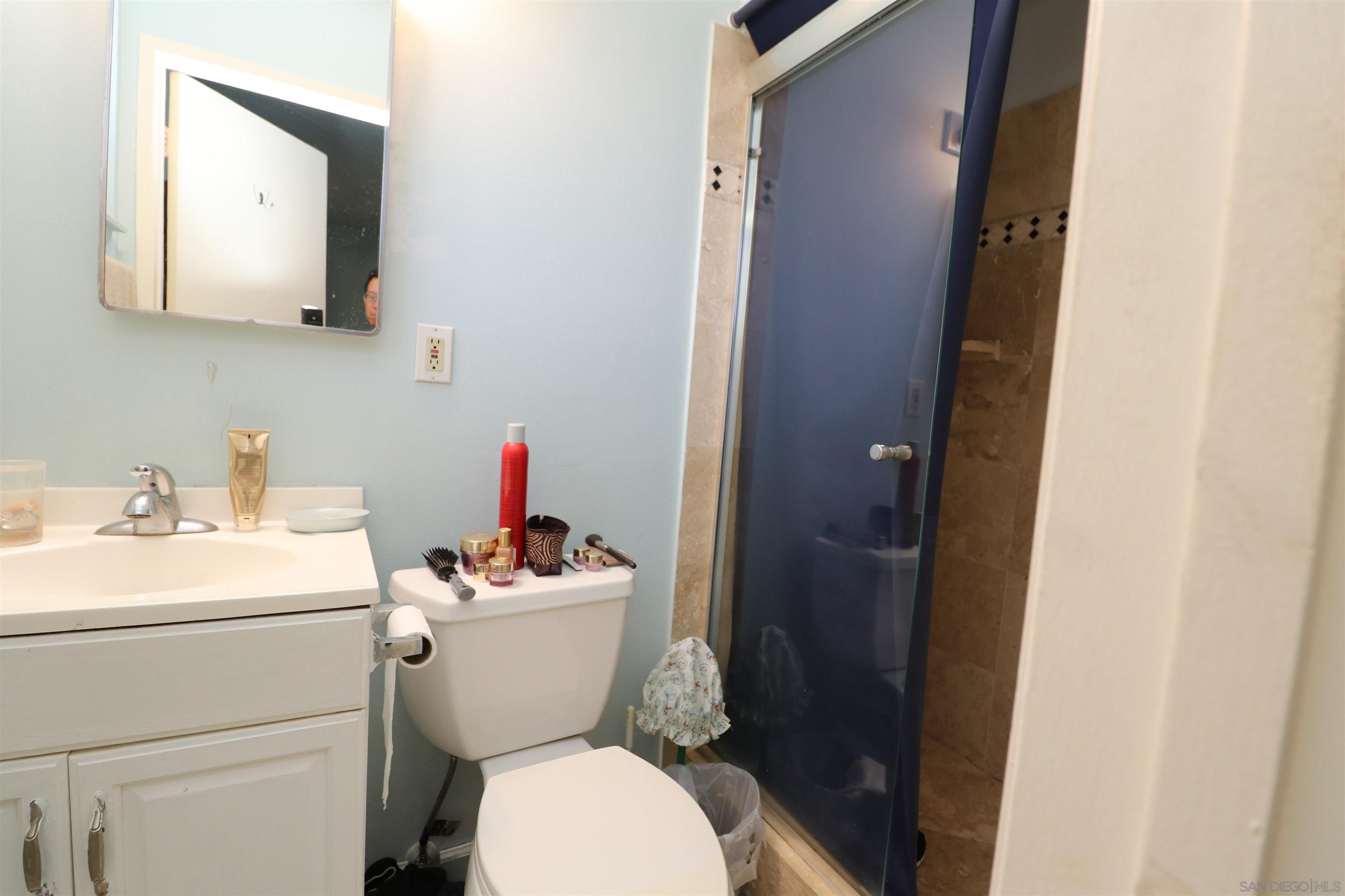 Detail Gallery Image 26 of 49 For 2321  Cardinal Dr, San Diego,  CA 92123 - 3 Beds | 2 Baths