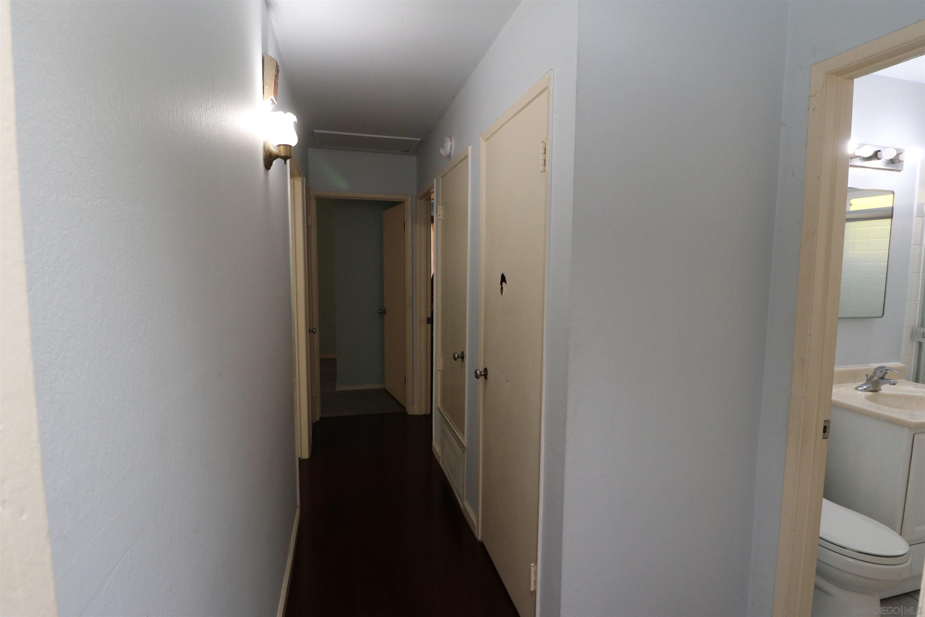 Detail Gallery Image 28 of 49 For 2321  Cardinal Dr, San Diego,  CA 92123 - 3 Beds | 2 Baths