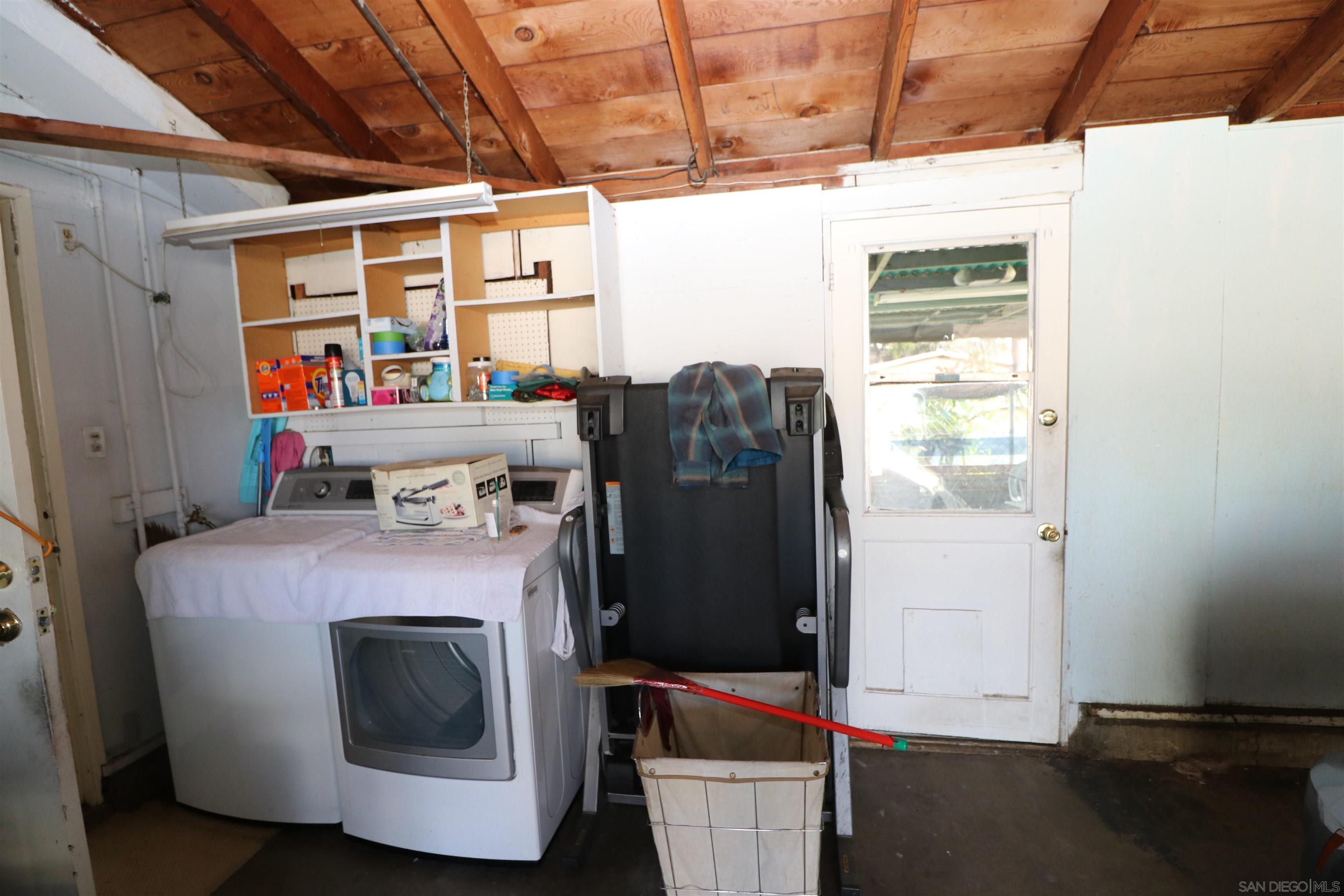 Detail Gallery Image 36 of 49 For 2321  Cardinal Dr, San Diego,  CA 92123 - 3 Beds | 2 Baths