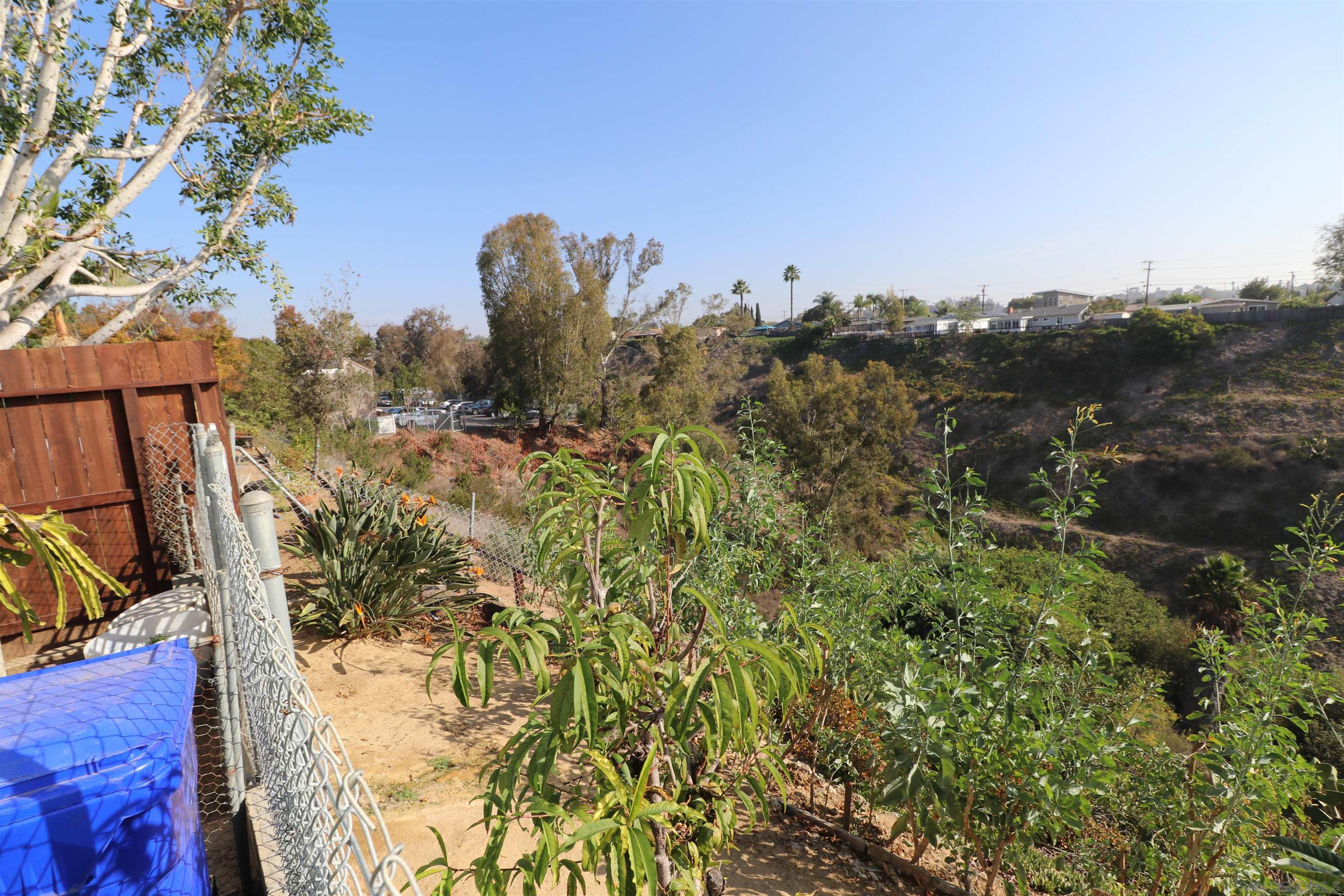 Detail Gallery Image 40 of 49 For 2321  Cardinal Dr, San Diego,  CA 92123 - 3 Beds | 2 Baths