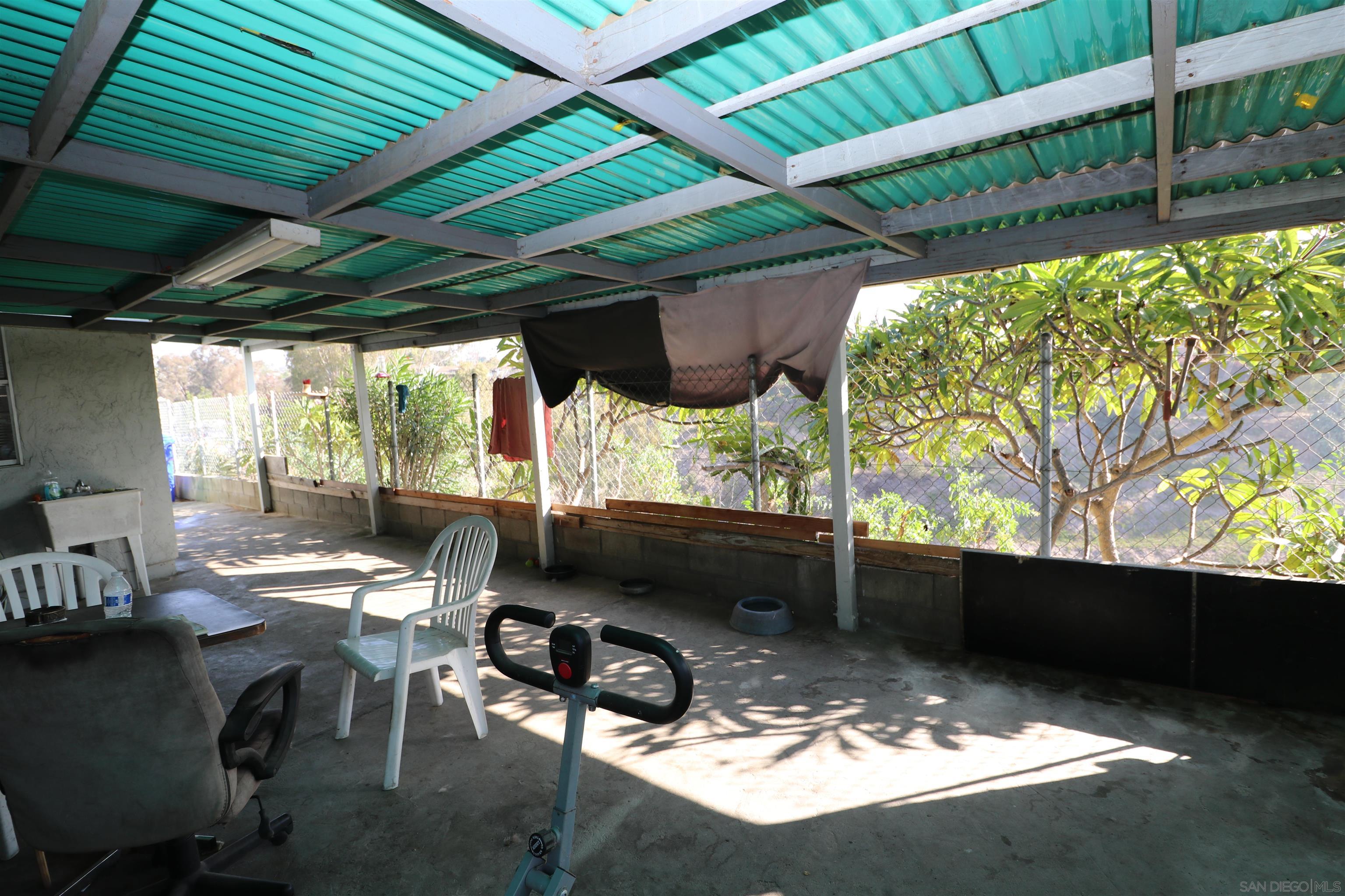 Detail Gallery Image 44 of 49 For 2321  Cardinal Dr, San Diego,  CA 92123 - 3 Beds | 2 Baths