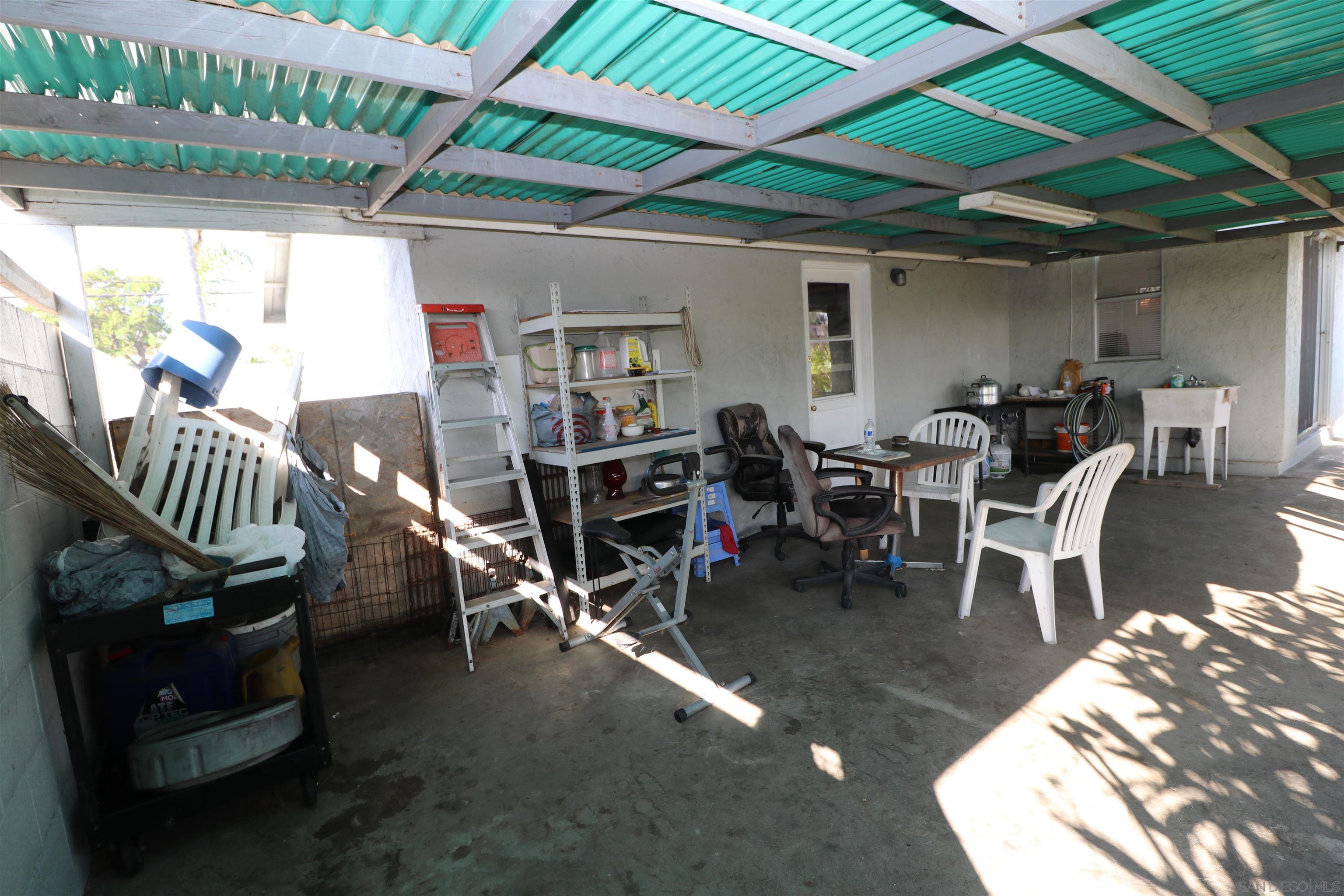 Detail Gallery Image 46 of 49 For 2321  Cardinal Dr, San Diego,  CA 92123 - 3 Beds | 2 Baths