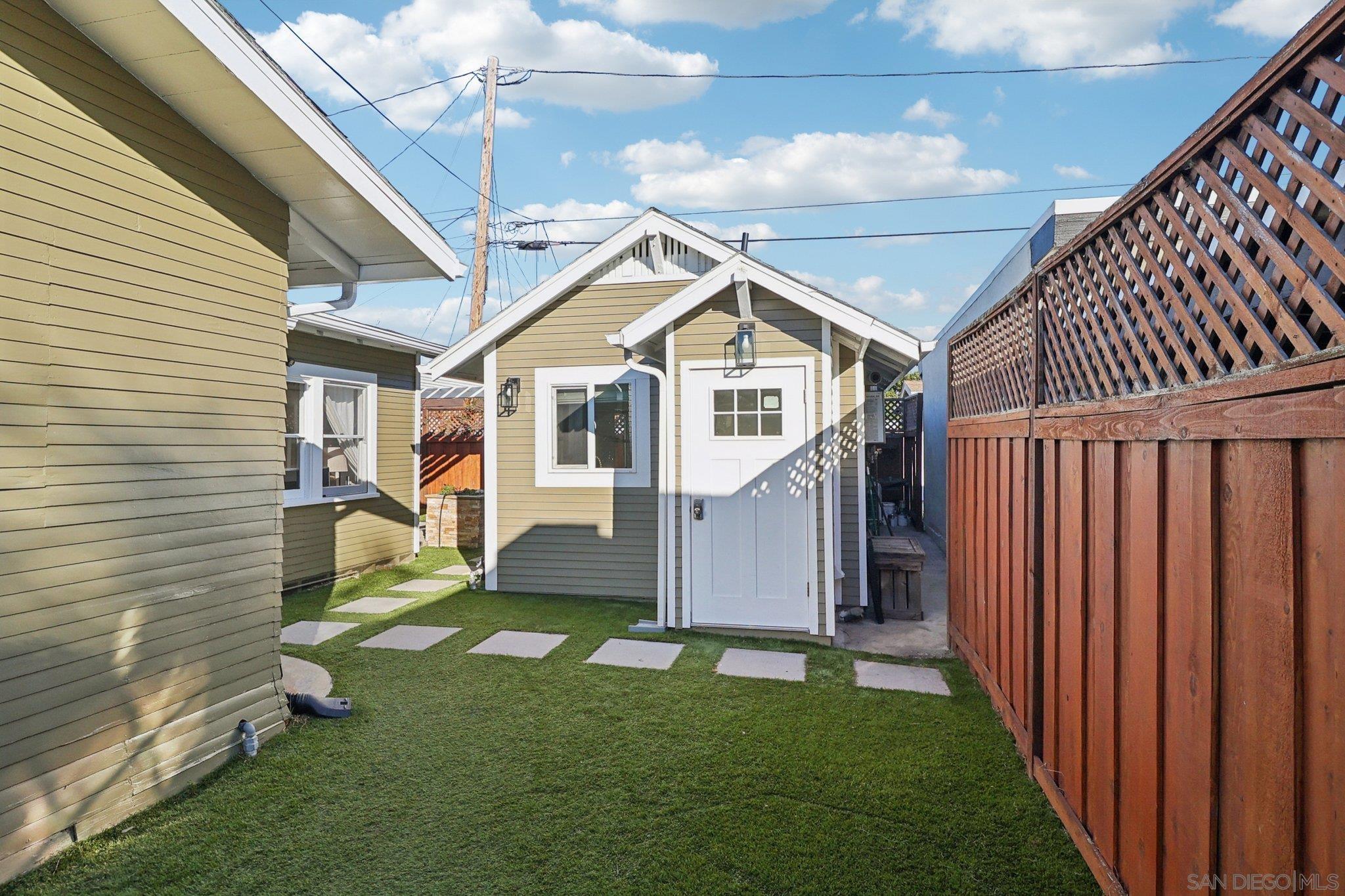 Detail Gallery Image 24 of 35 For 3375  33rd St., San Diego,  CA 92104 - 3 Beds | 3 Baths