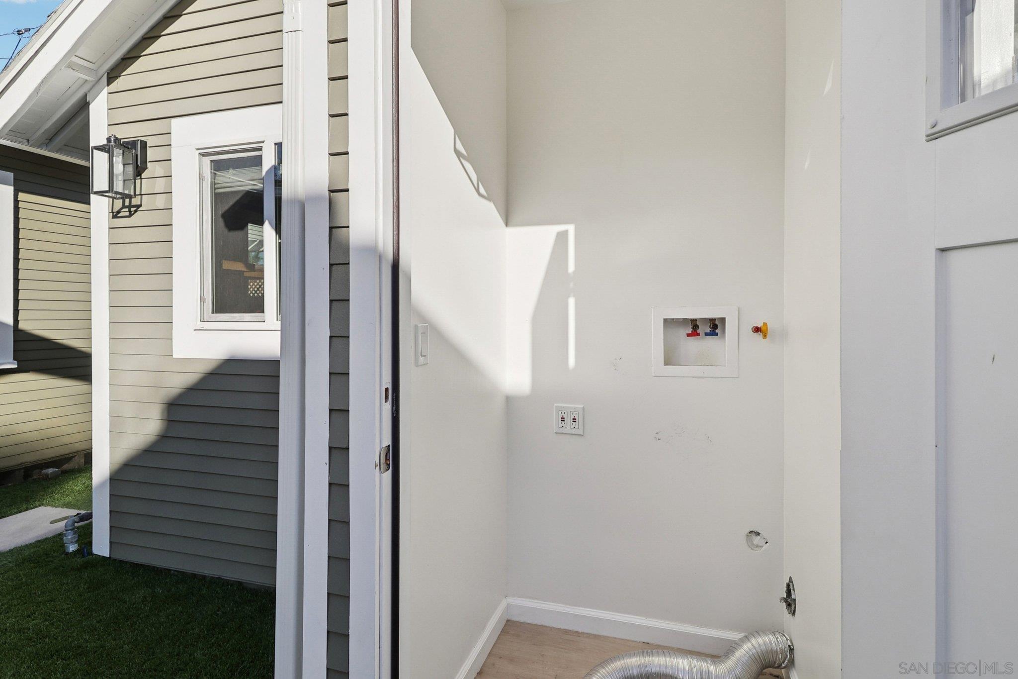 Detail Gallery Image 26 of 35 For 3375  33rd St., San Diego,  CA 92104 - 3 Beds | 3 Baths