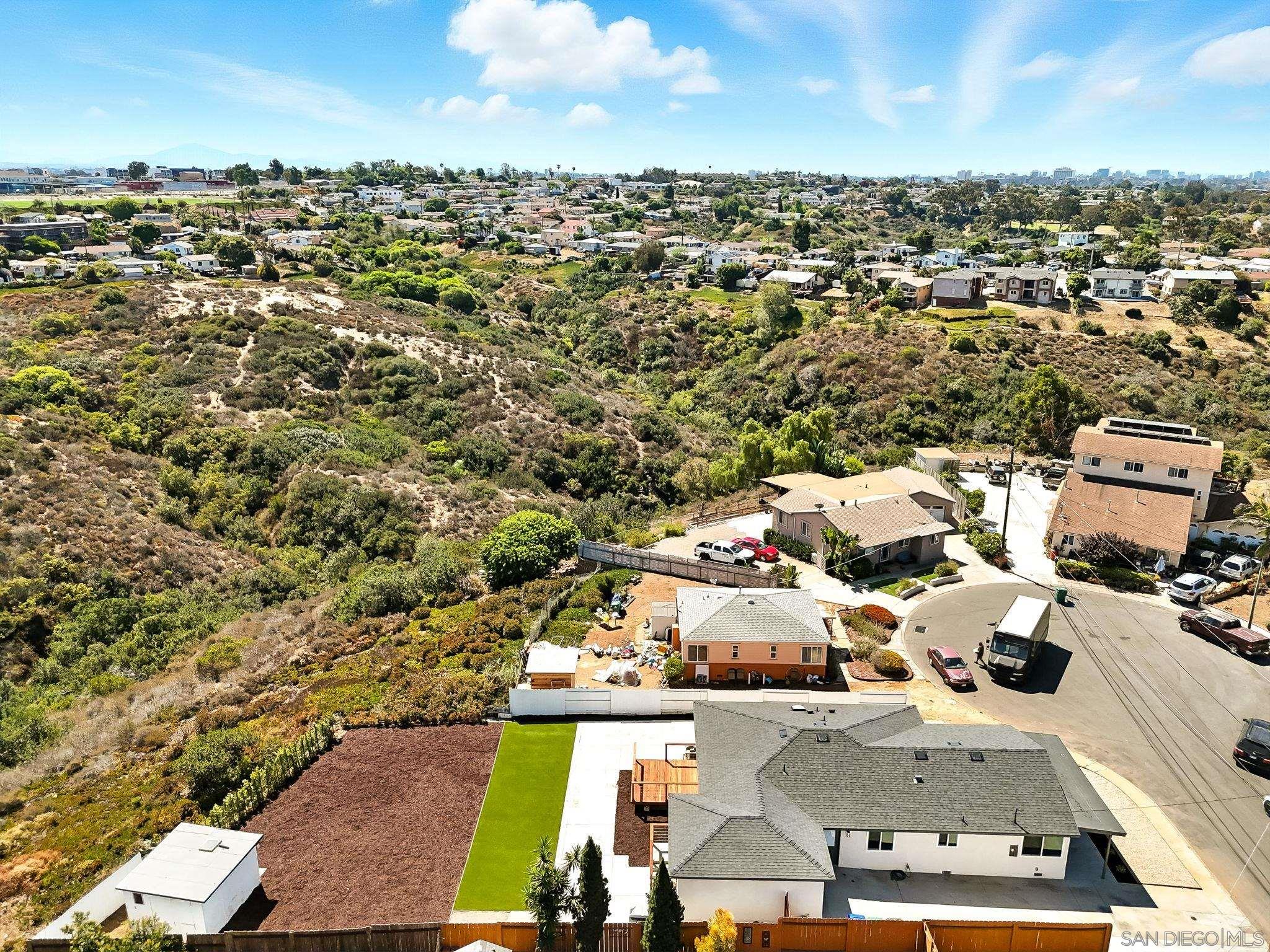 Detail Gallery Image 18 of 31 For 2525  Inman Ct, San Diego,  CA 92111 - 4 Beds | 2 Baths