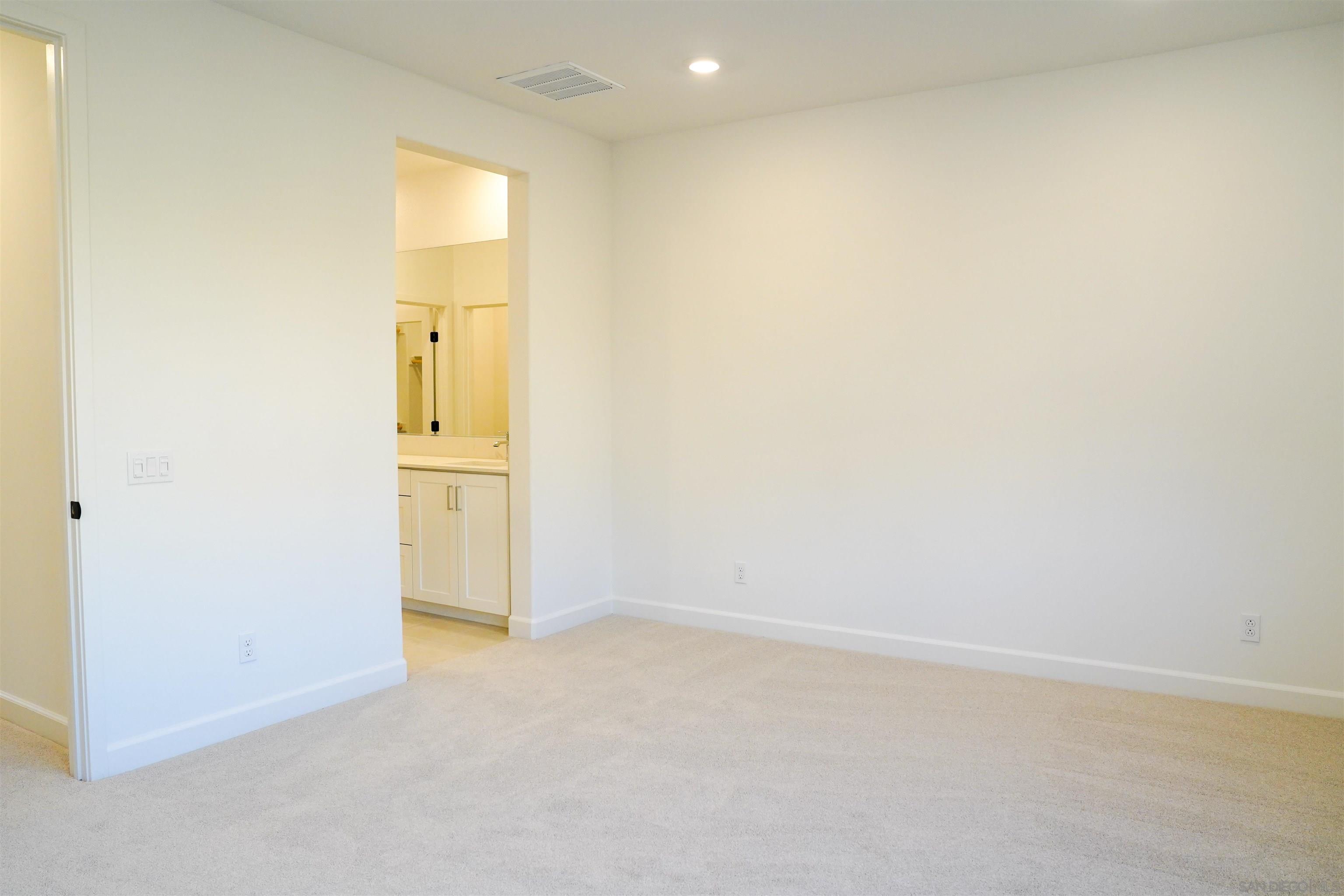 Detail Gallery Image 16 of 19 For 1703  Mountain Laurel, San Marcos,  CA 92078 - 4 Beds | 3 Baths