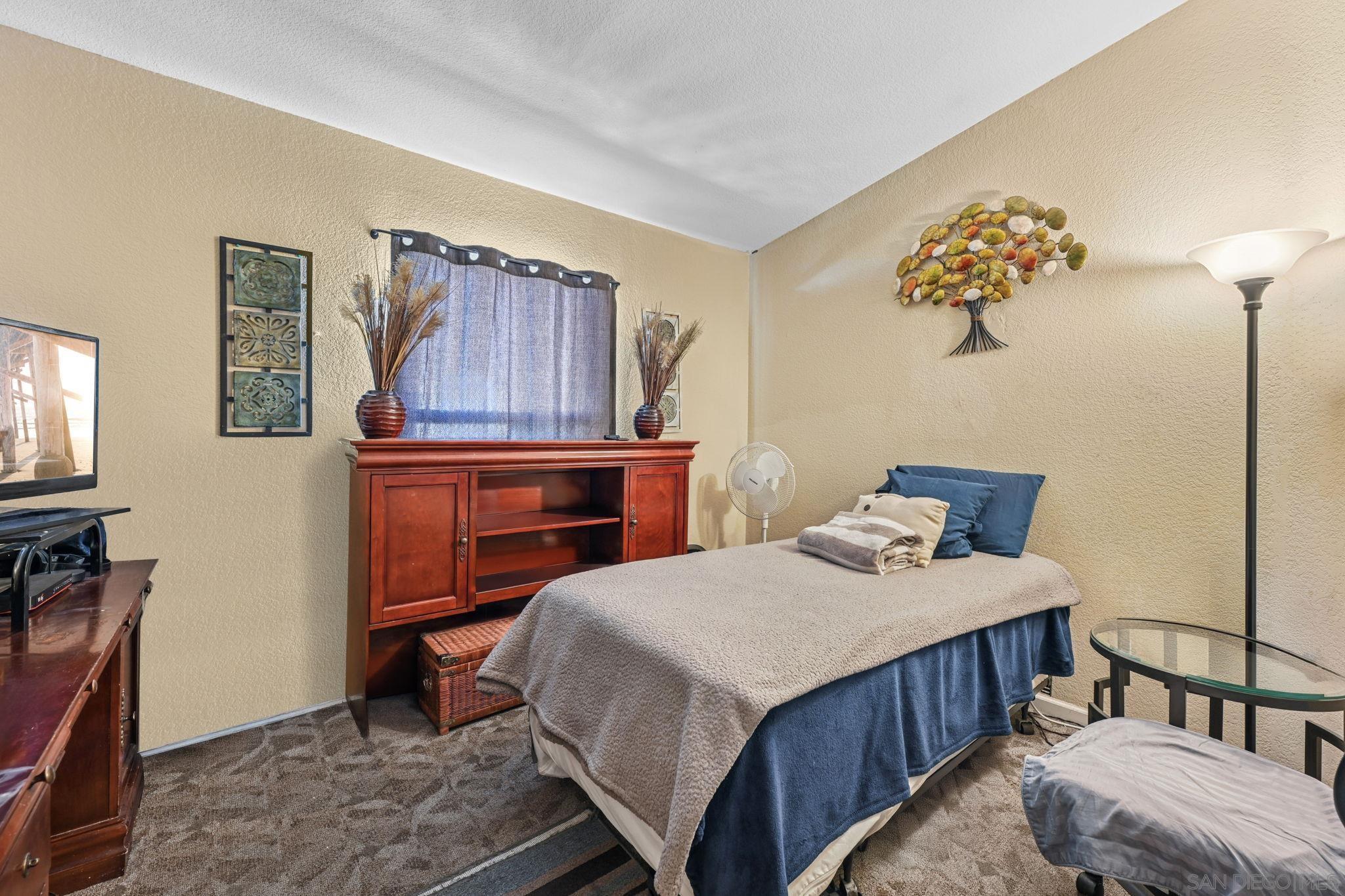 Detail Gallery Image 16 of 24 For 500  Bahama Drive, Hemet,  CA 92543 - 4 Beds | 3 Baths