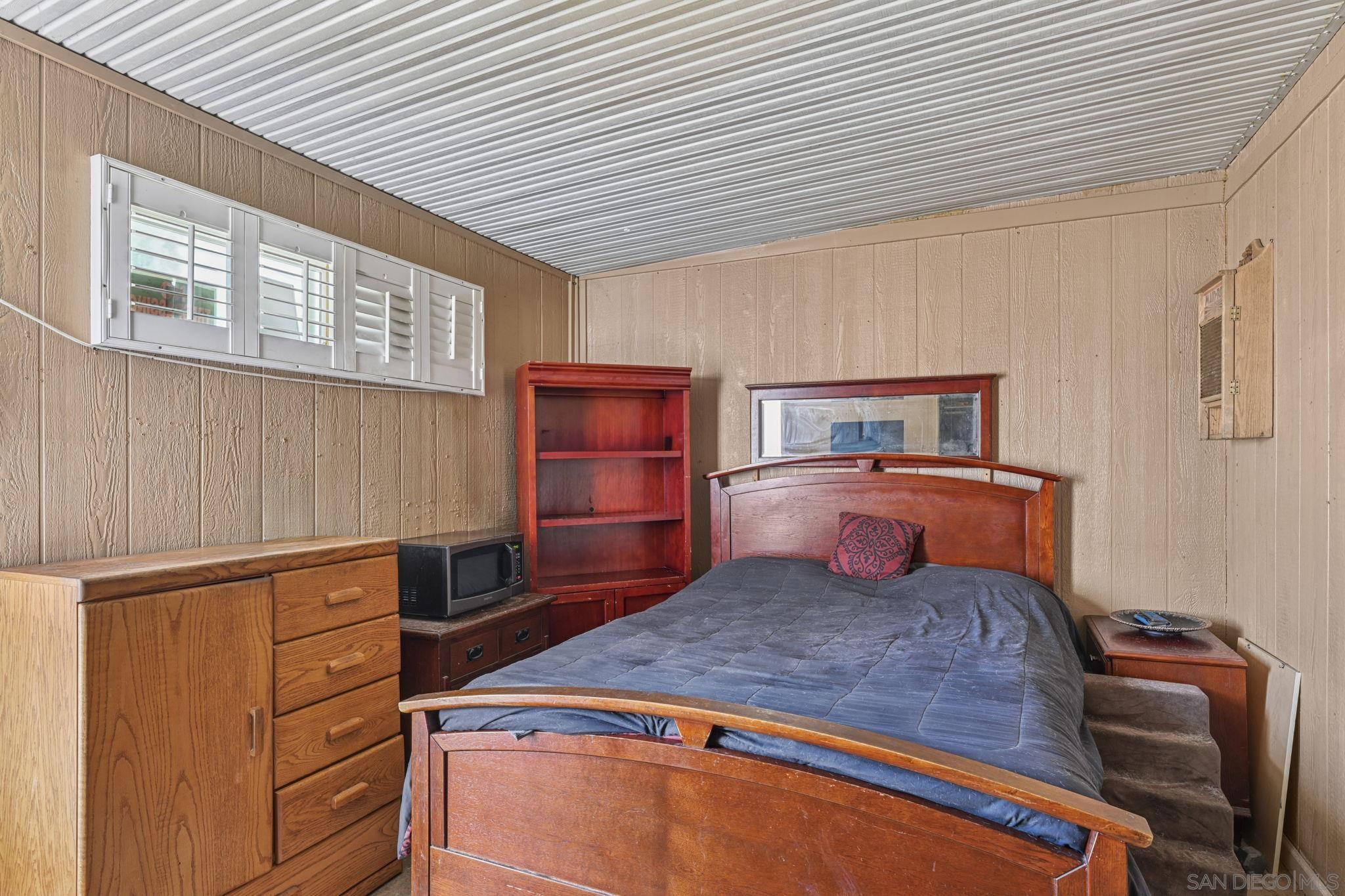 Detail Gallery Image 20 of 24 For 500  Bahama Drive, Hemet,  CA 92543 - 4 Beds | 3 Baths