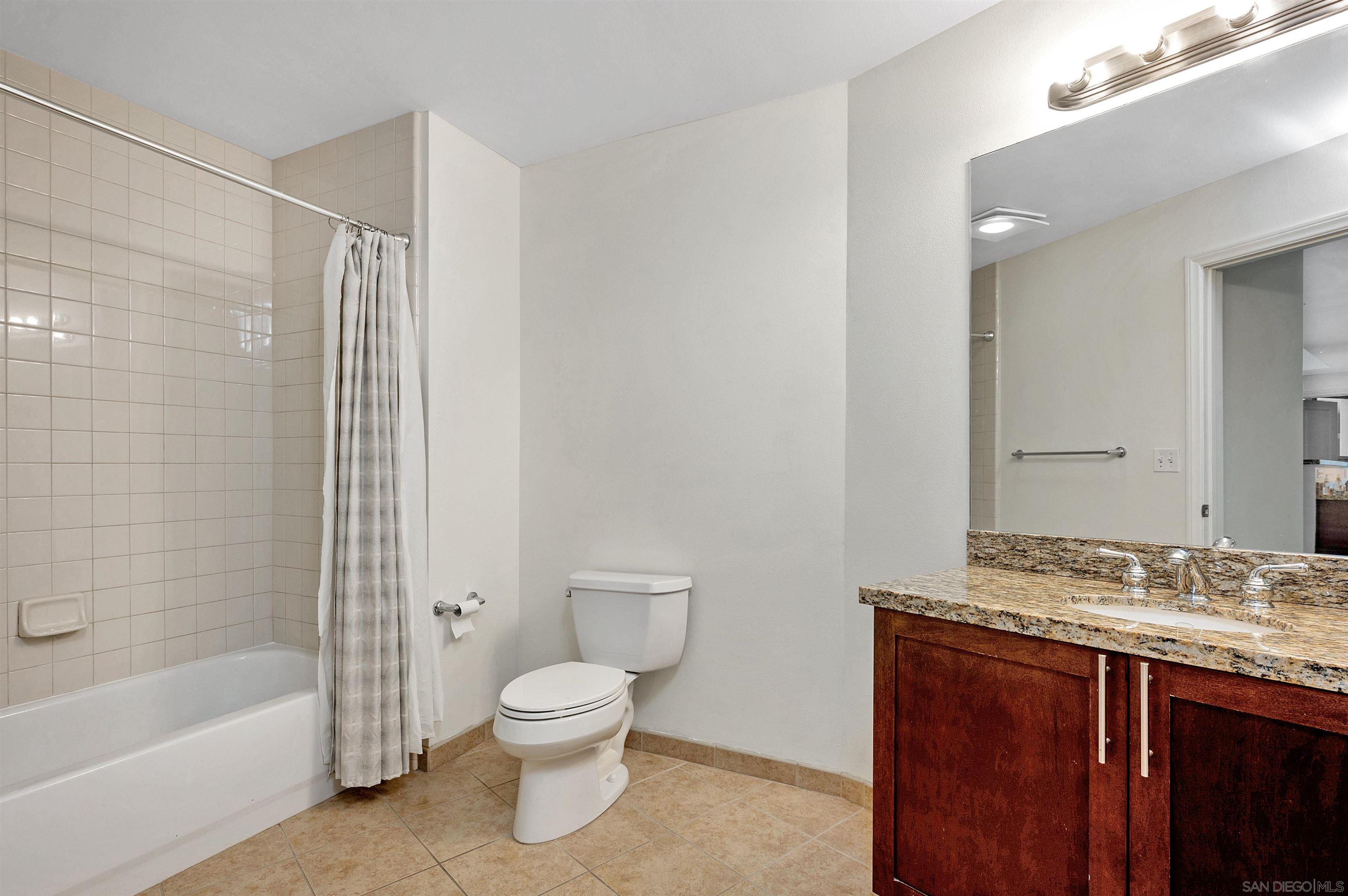 Detail Gallery Image 8 of 20 For 253  10th Ave  526, San Diego,  CA 92101 - 2 Beds | 2 Baths