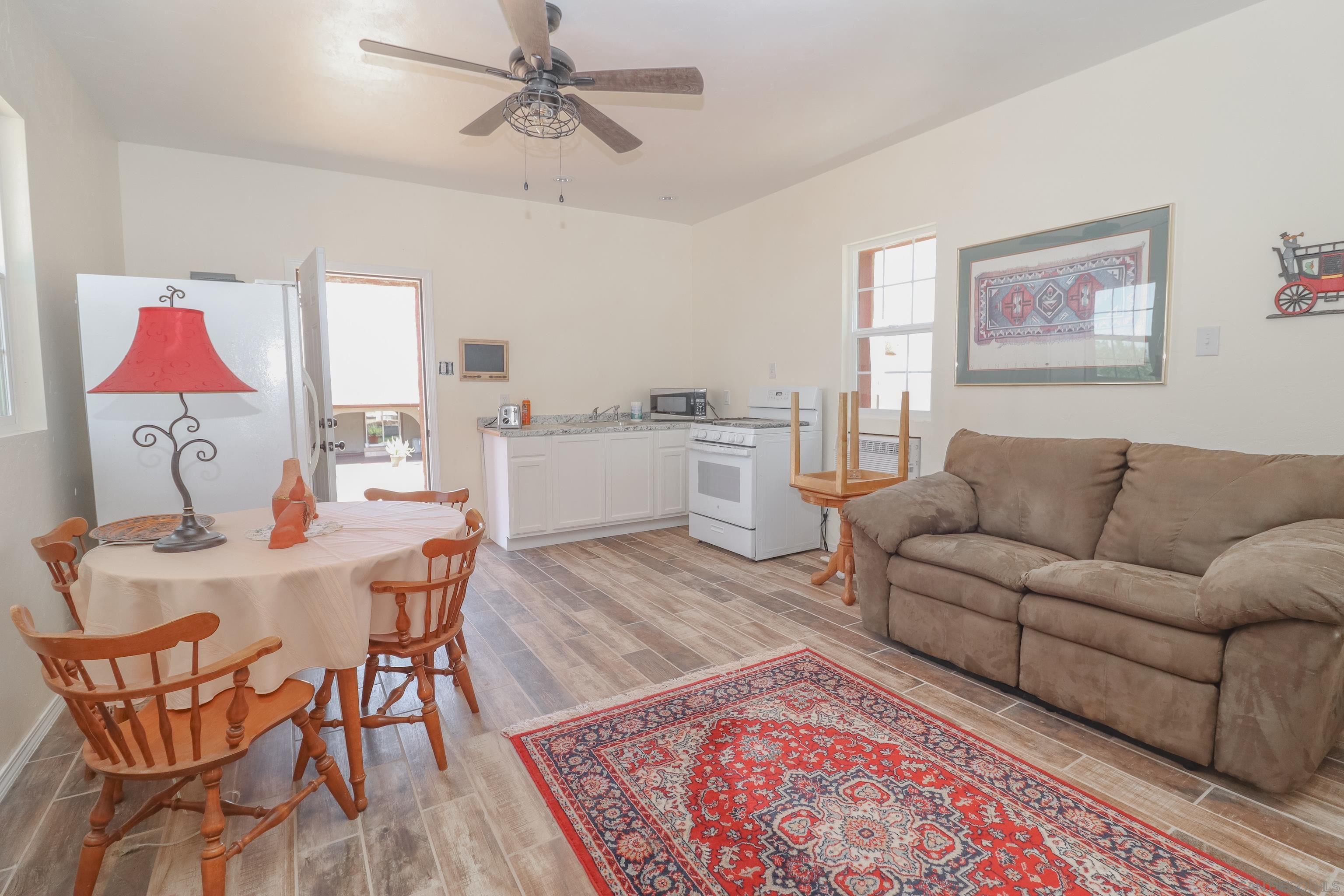 Detail Gallery Image 31 of 43 For 21141  Sharp Road, Perris,  CA 92570 - 6 Beds | 6 Baths