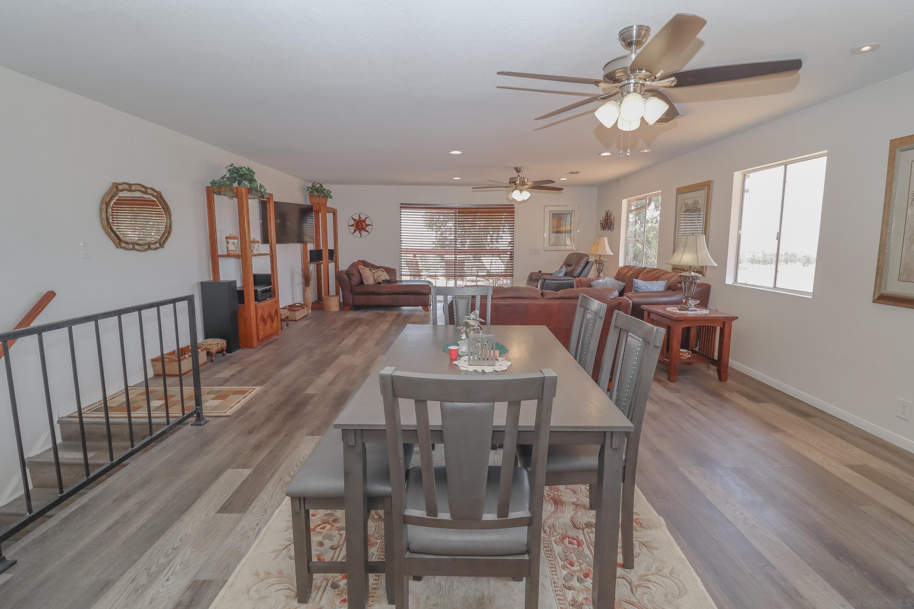 Detail Gallery Image 8 of 43 For 21141  Sharp Road, Perris,  CA 92570 - 6 Beds | 6 Baths