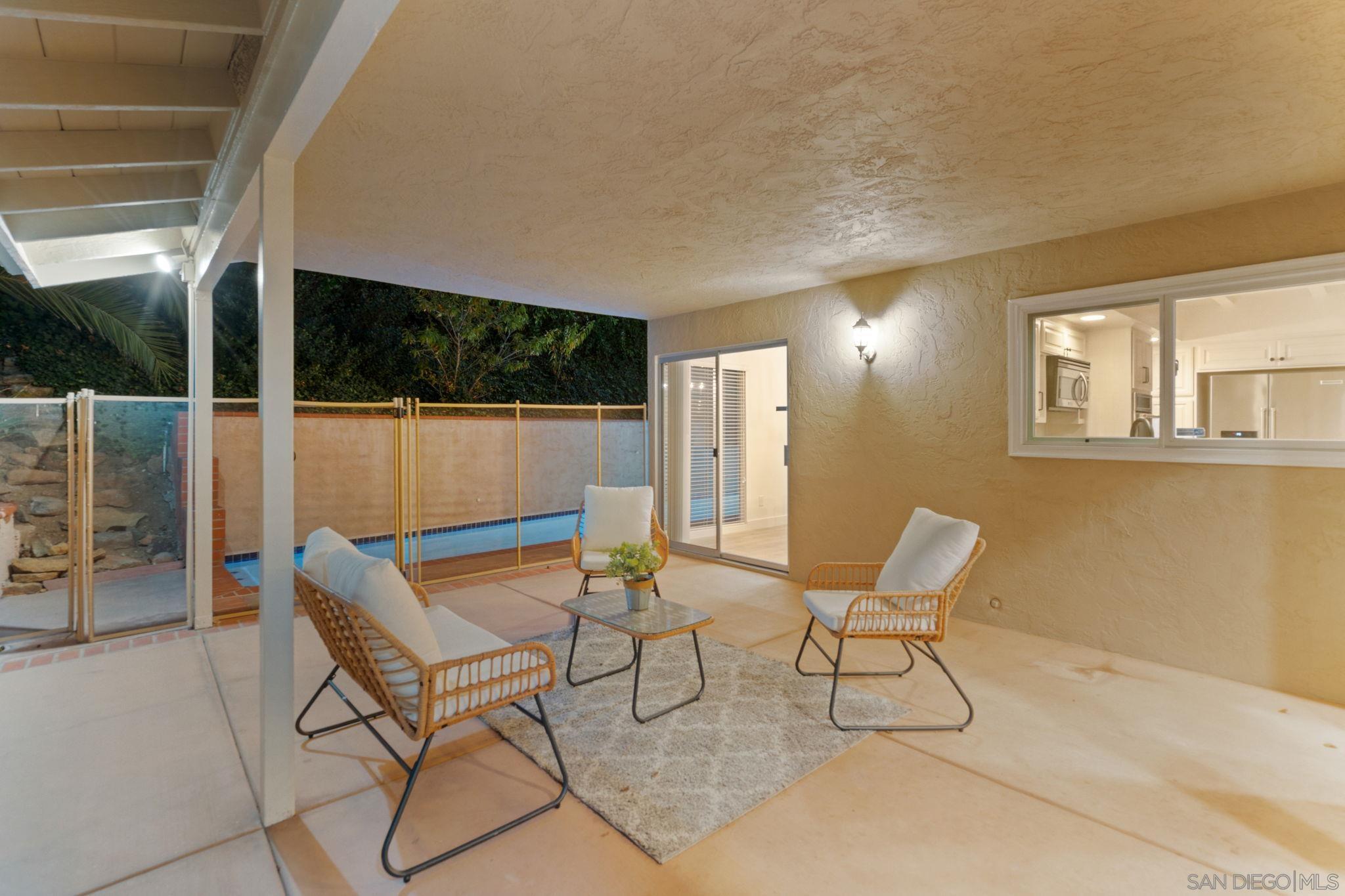 Detail Gallery Image 13 of 48 For 6221  Brynwood Court, San Diego,  CA 92120 - 4 Beds | 2 Baths