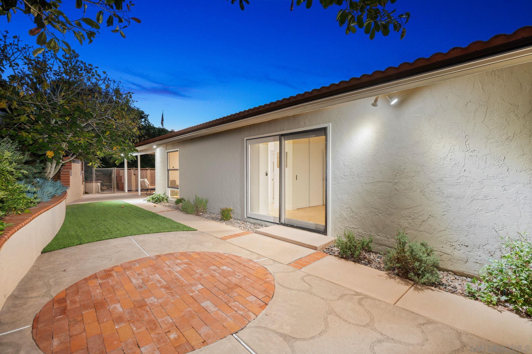 Detail Gallery Image 16 of 48 For 6221  Brynwood Court, San Diego,  CA 92120 - 4 Beds | 2 Baths