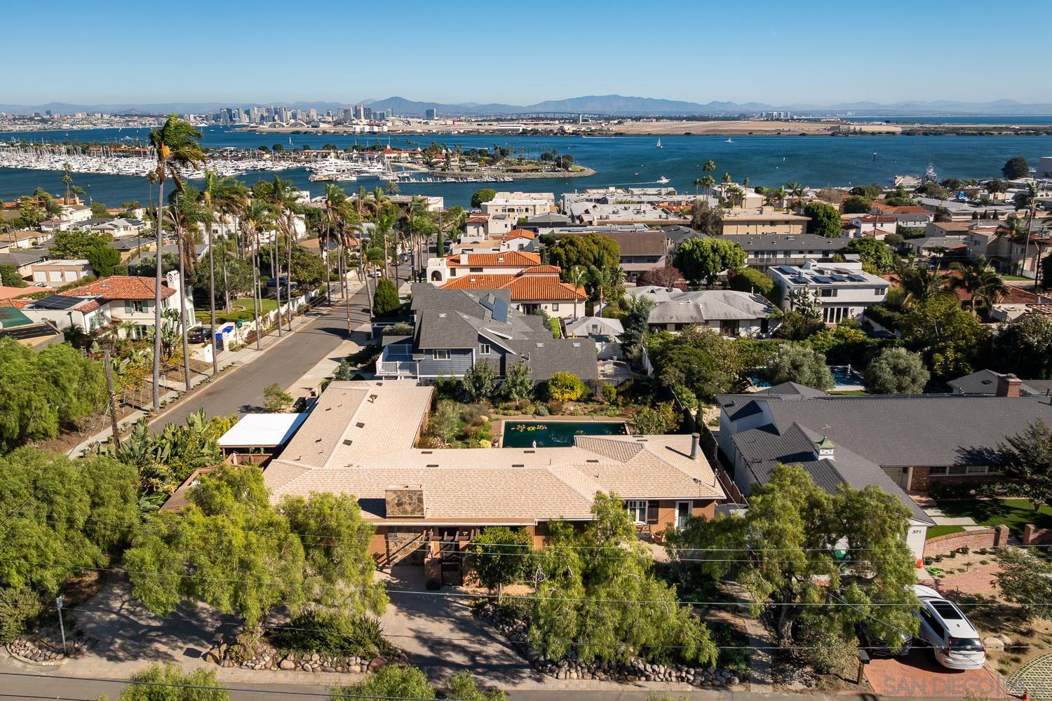 Detail Gallery Image 18 of 24 For 387  San Fernando, San Diego,  CA 92106 - 3 Beds | 3 Baths