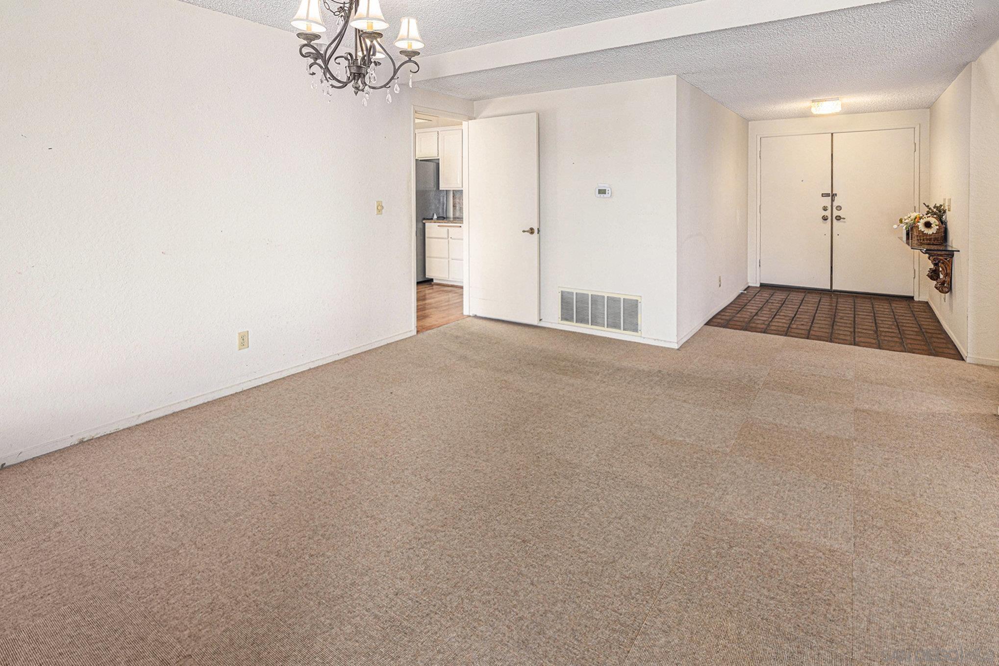 Detail Gallery Image 6 of 28 For 3008  Garboso Street, Carlsbad,  CA 92009 - 3 Beds | 2 Baths