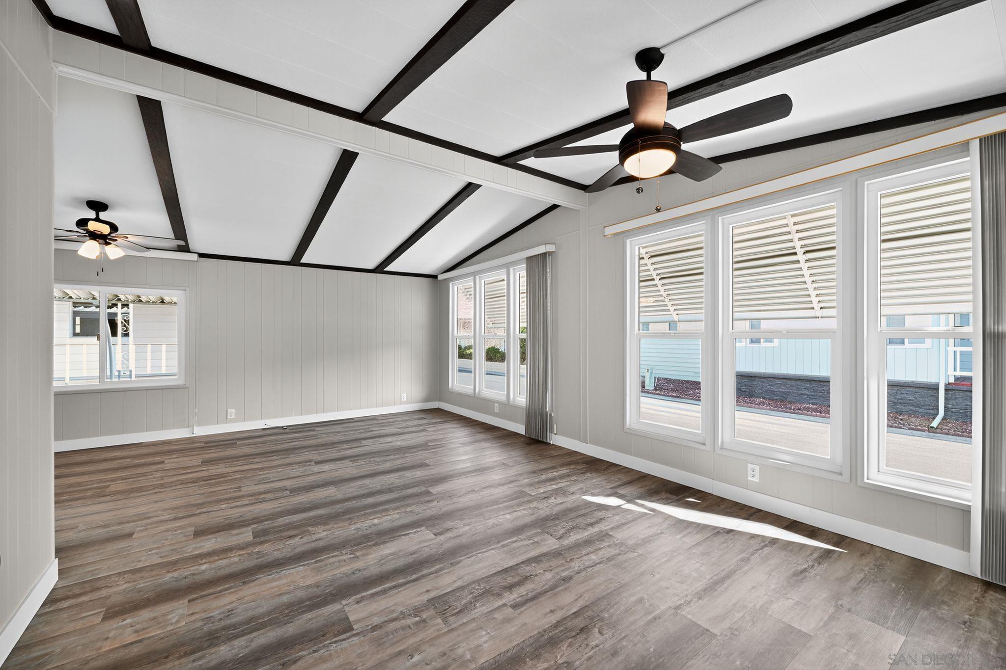 Detail Gallery Image 5 of 19 For 1212  H Street  #158,  Ramona,  CA 92065 - 2 Beds | 2 Baths