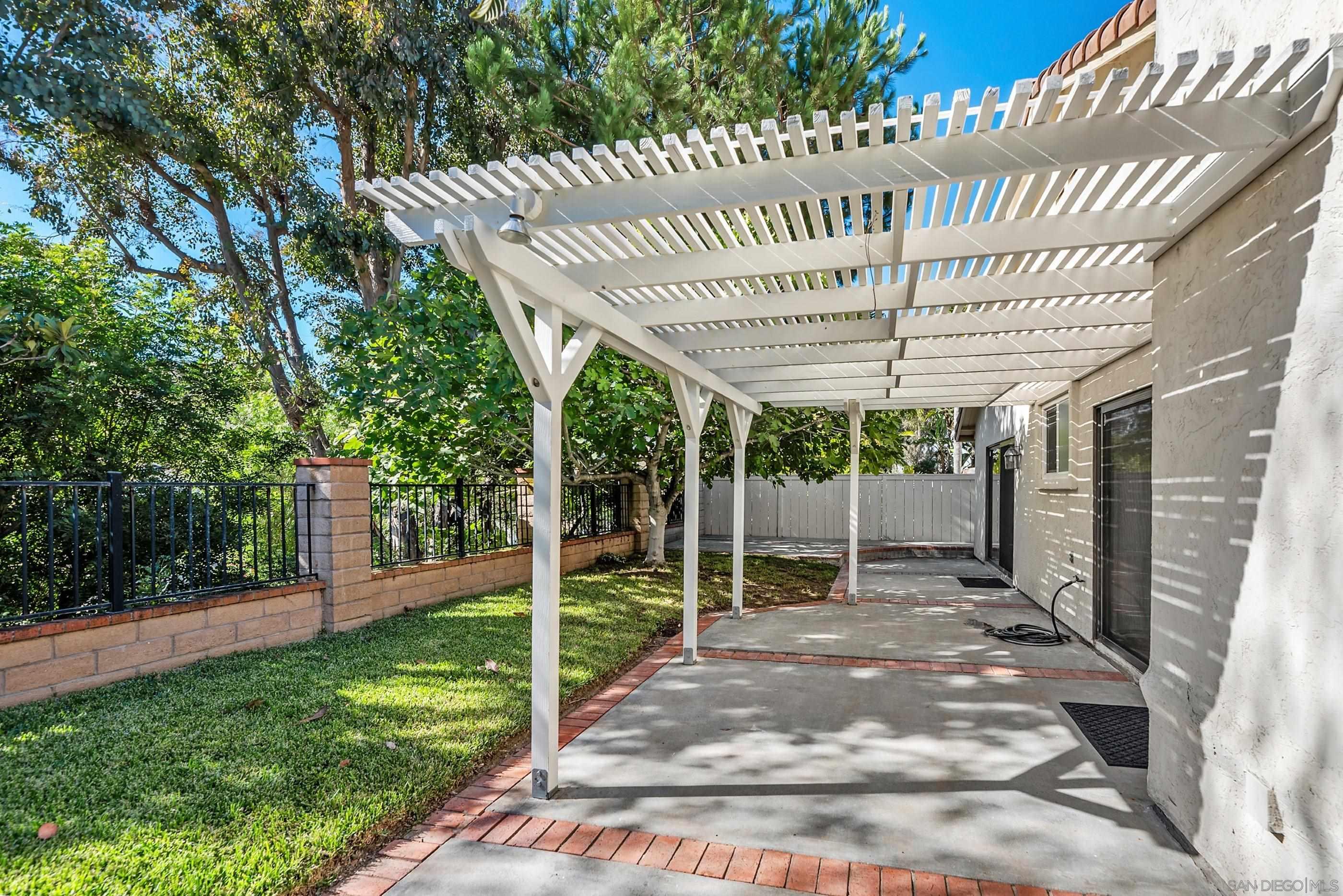 Detail Gallery Image 29 of 42 For 11411  Box Elder, San Diego,  CA 92127 - 3 Beds | 2 Baths